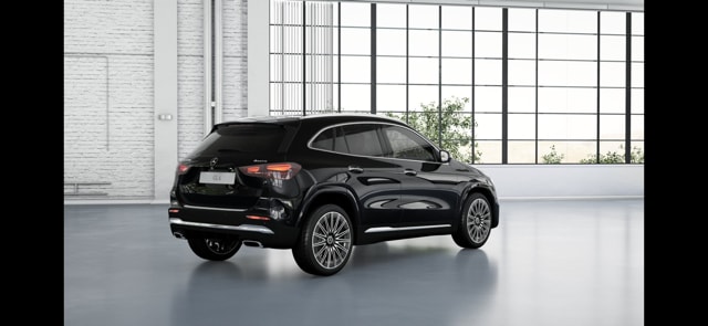 MERCEDES-BENZ GLA 220 d AMG Line 4matic-image-1