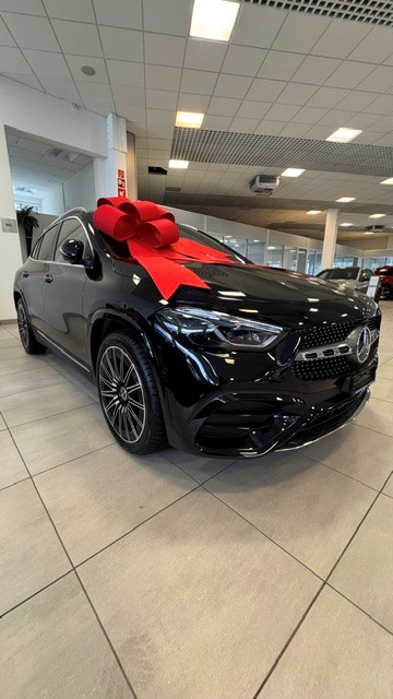 MERCEDES-BENZ GLA 220 d AMG Line 4matic-image-0