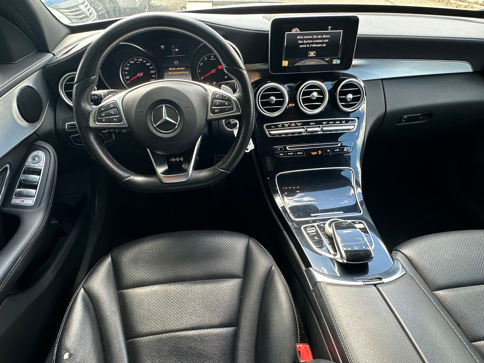 MERCEDES-BENZ C 200 4Matic 7G-Tronic-image-7