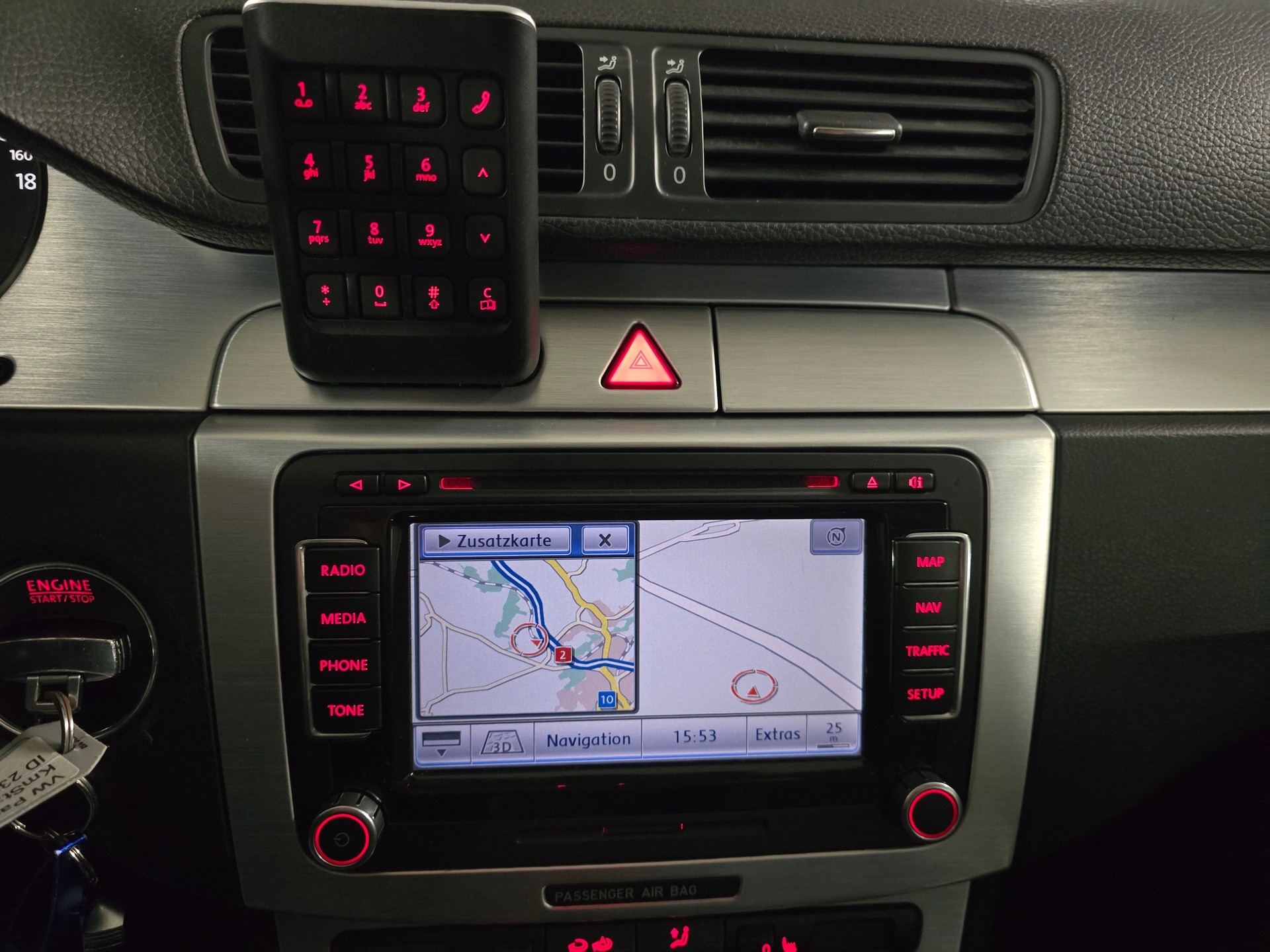 VW Passat Variant 2.0 TDI Highline DSG-image-12