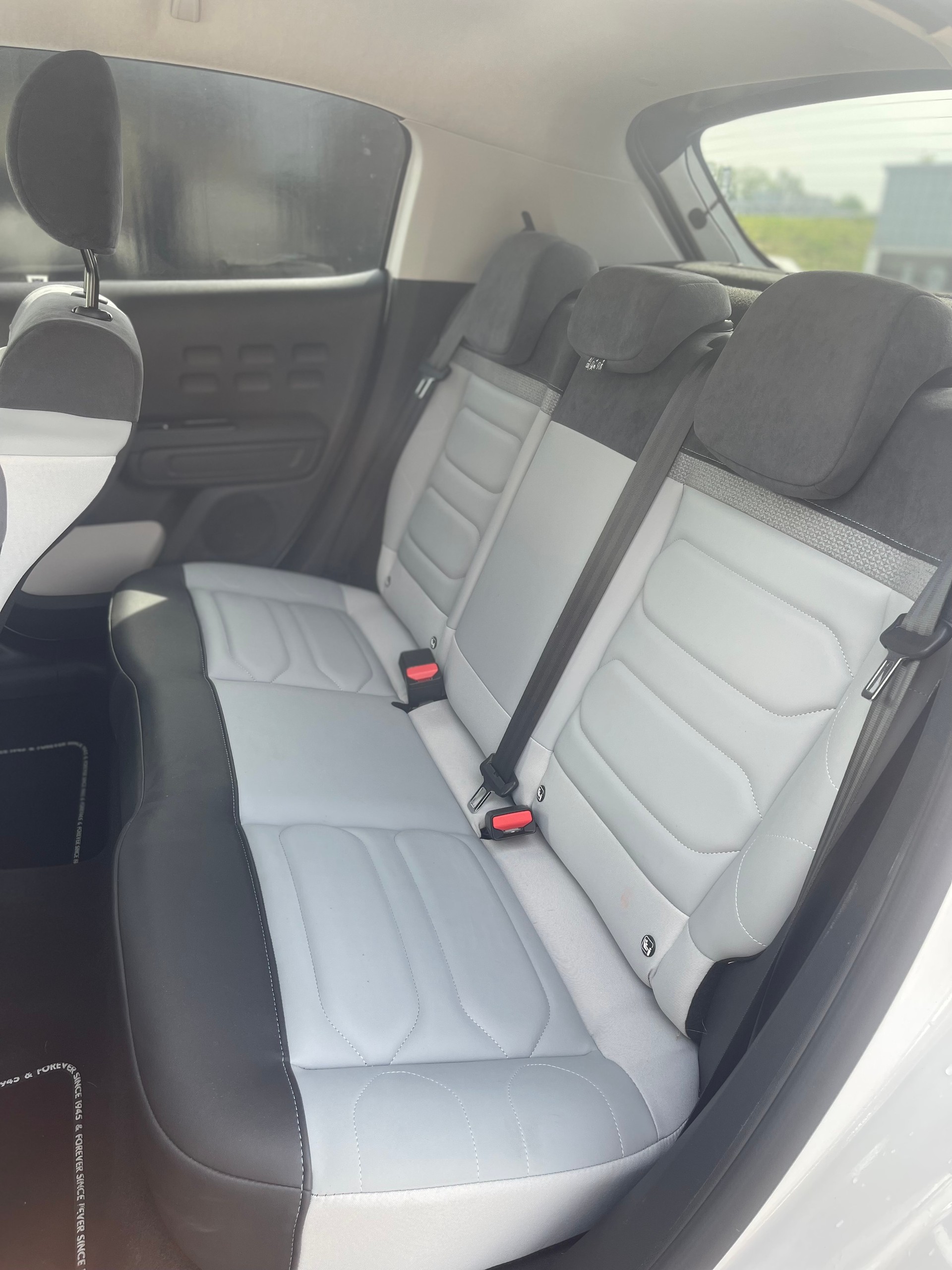 CITROEN C3 1.2i PureTech Elle EAT6-image-7
