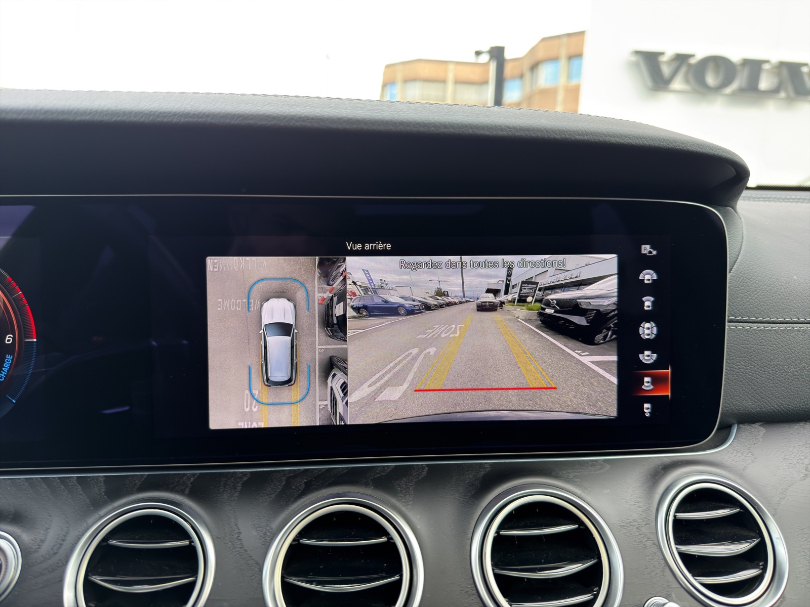 Image MERCEDES-BENZ E-300 E 300 de T 4Matic AMG Line 9G-Tronic