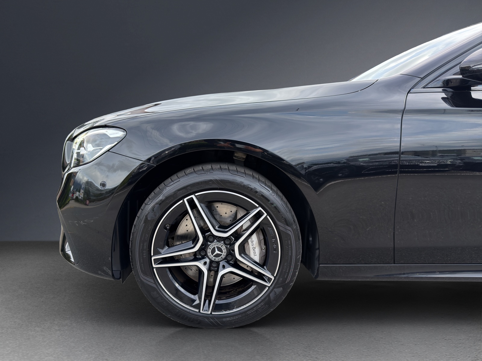 Image MERCEDES-BENZ E-300 E 300 de T 4Matic AMG Line 9G-Tronic