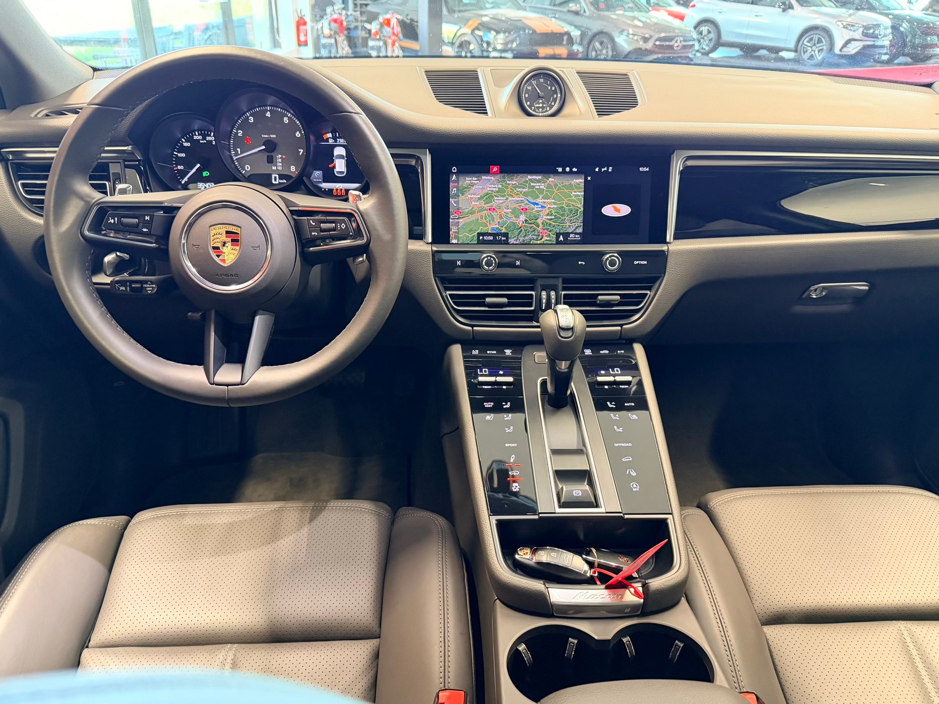PORSCHE Macan S PDK-image-19