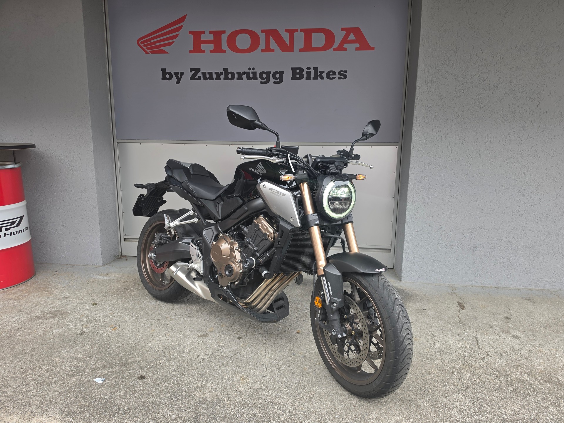 HONDA CB 650 R ABS-showroom-element-3