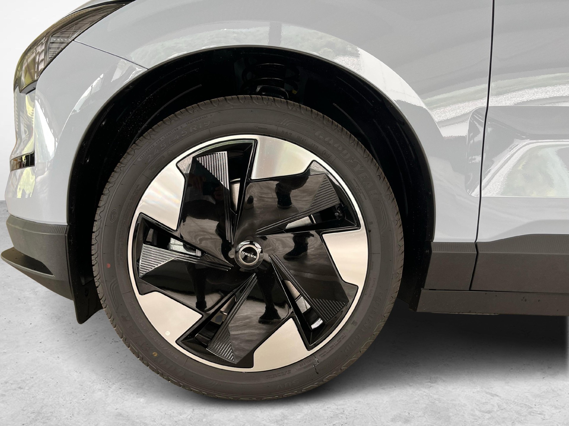 VOLVO EX30 E60 Plus-image-14