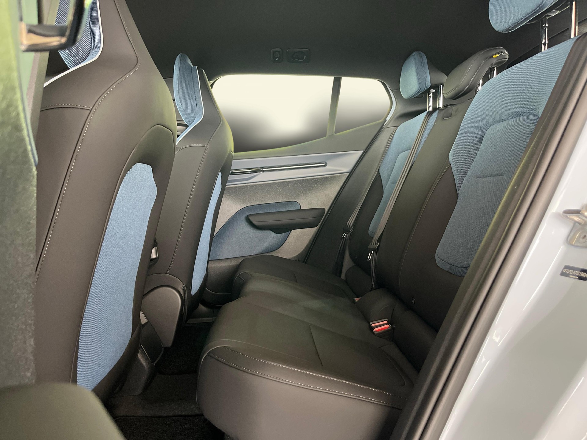 VOLVO EX30 E60 Plus-image-6