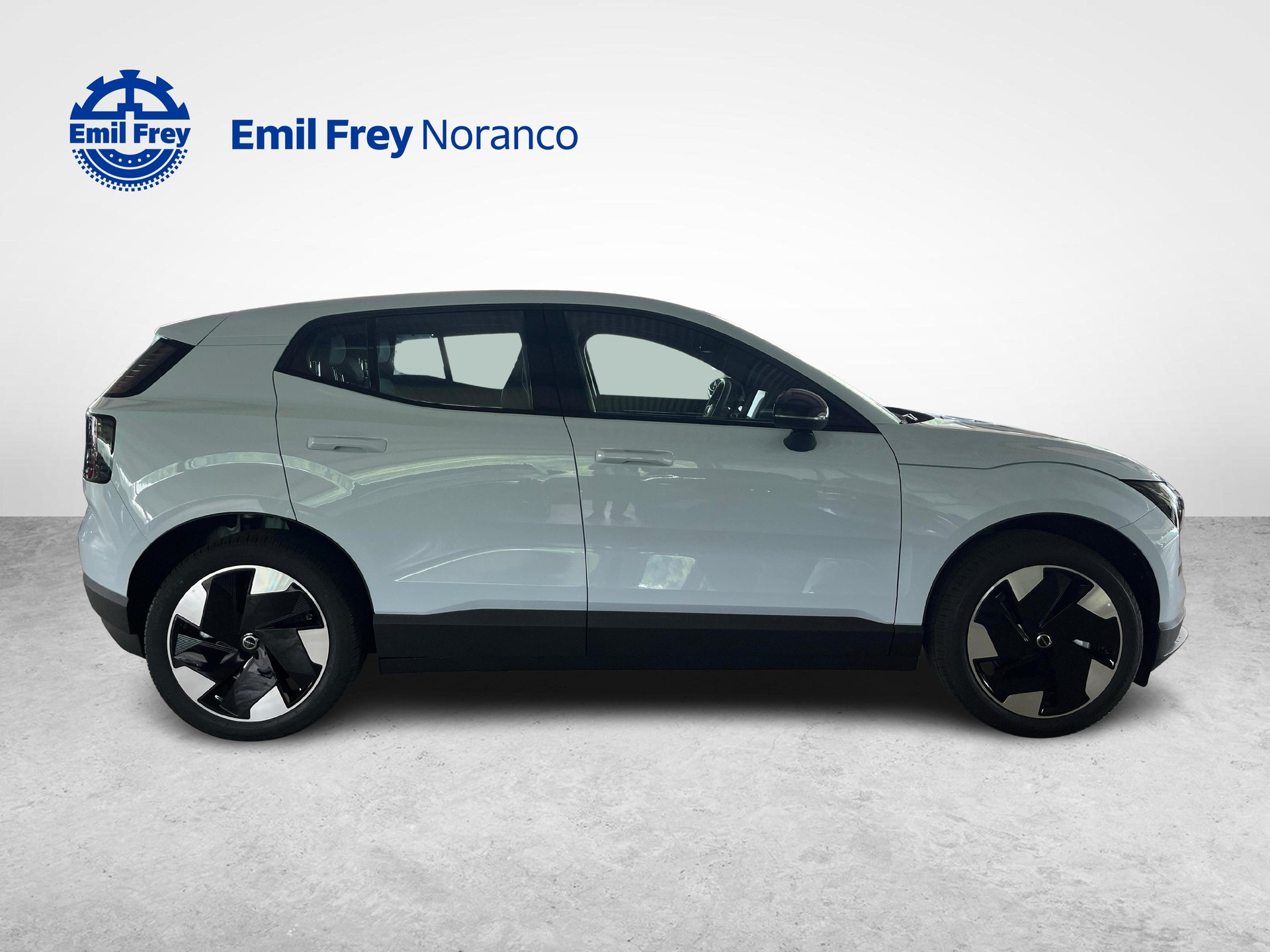 VOLVO EX30 E60 Plus-image-2