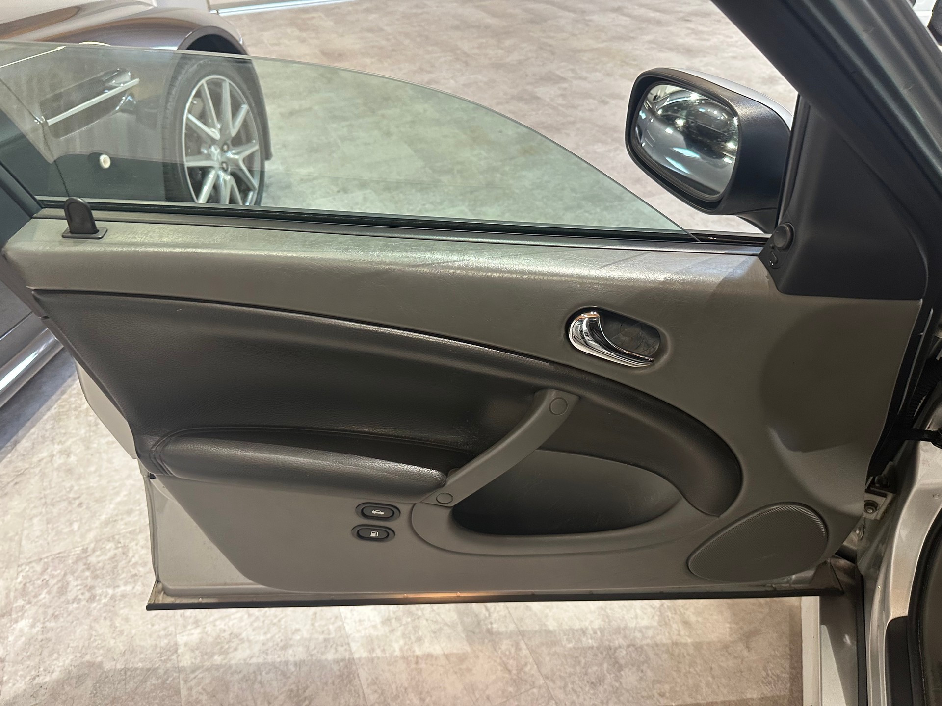 SAAB 9-5 2.3T Aero Aut. / Frisch ab MFK und Service/8 x Aluräder-image-11