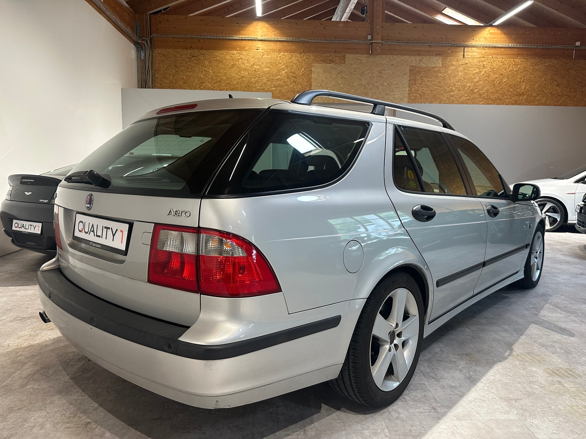 SAAB 9-5 2.3T Aero Aut. / Frisch ab MFK und Service/8 x Aluräder-image-6