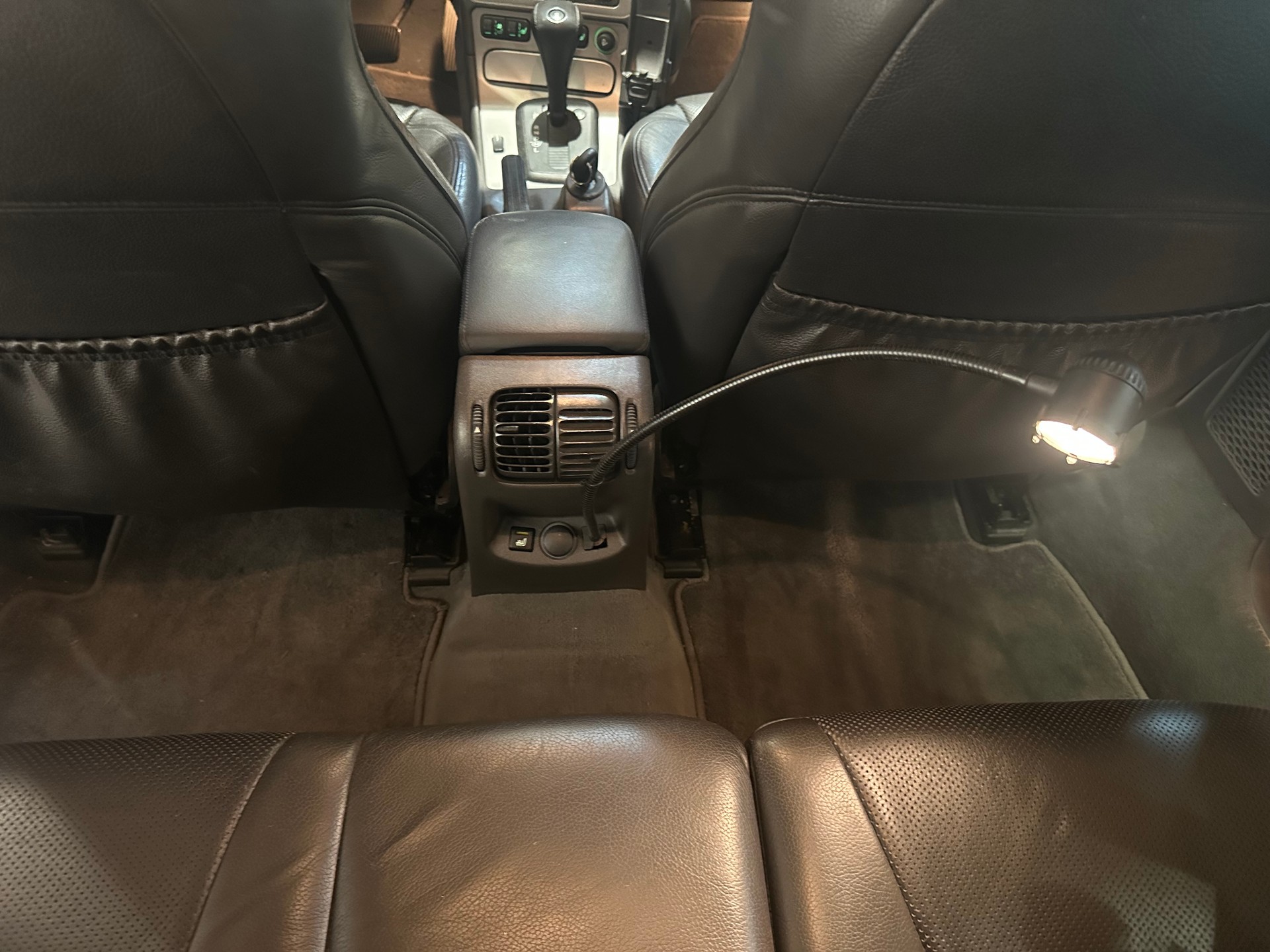 SAAB 9-5 2.3T Aero Aut. / Frisch ab MFK und Service/8 x Aluräder-image-18
