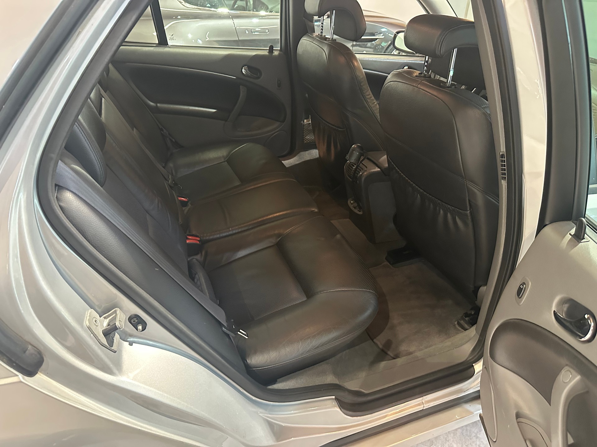 SAAB 9-5 2.3T Aero Aut. / Frisch ab MFK und Service/8 x Aluräder-image-22