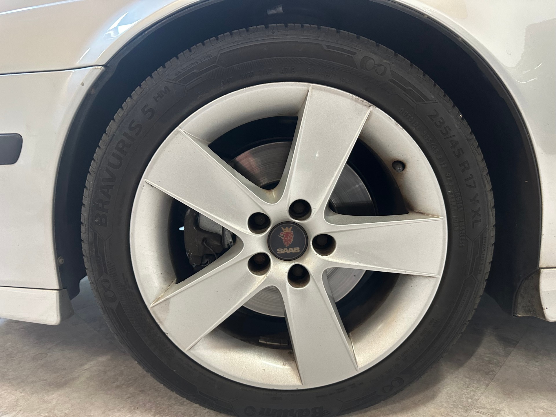 SAAB 9-5 2.3T Aero Aut. / Frisch ab MFK und Service/8 x Aluräder-image-26