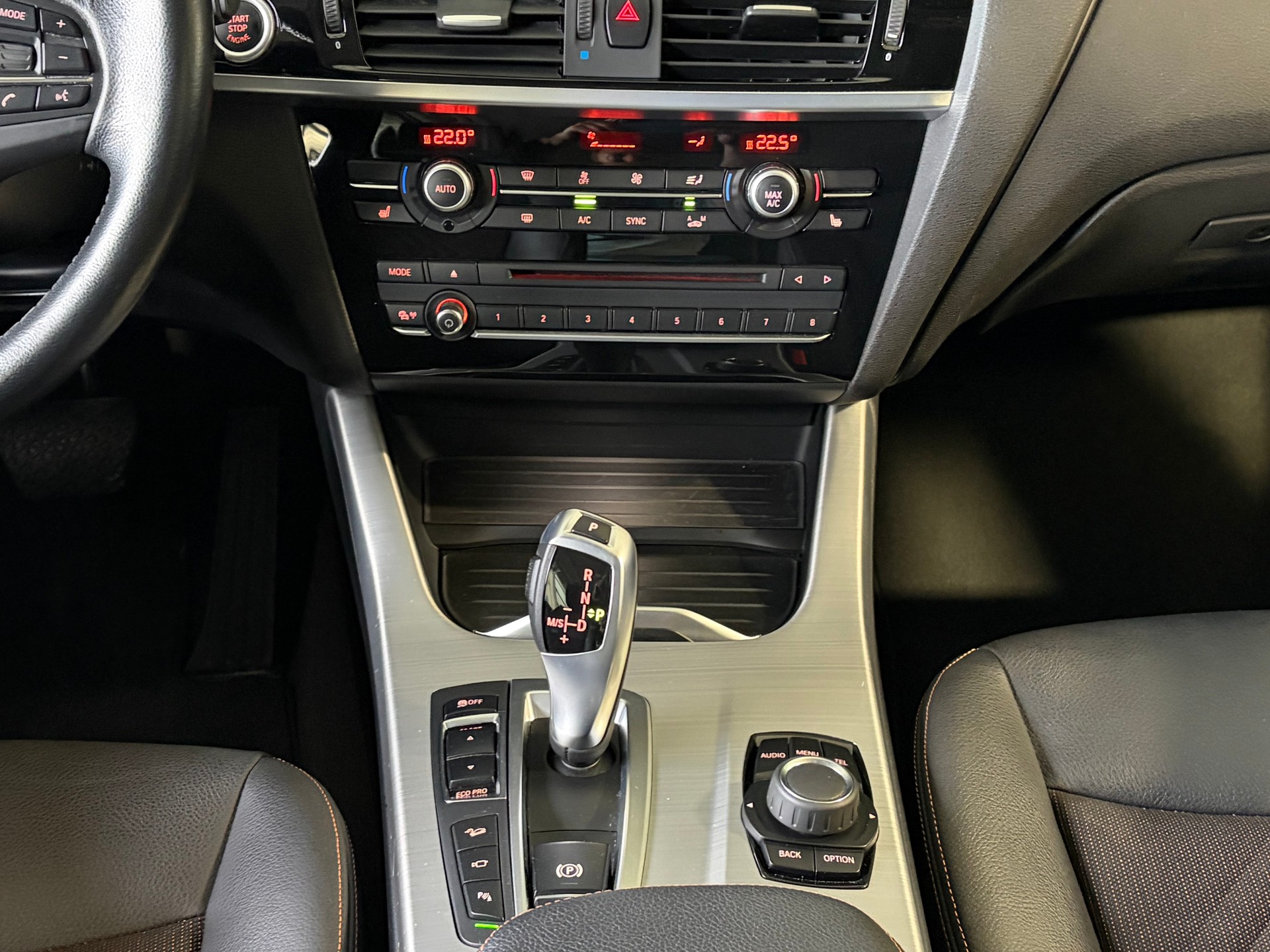 BMW X3 xDrive 20d xLine Steptronic ***CH-Fahrzeug***-image-19