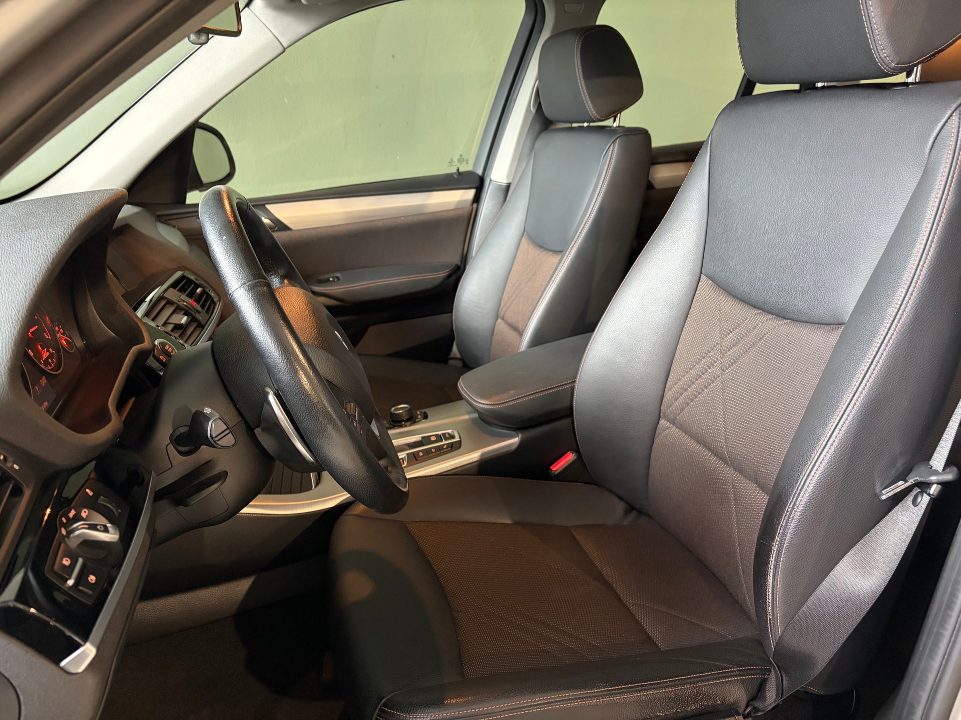 BMW X3 xDrive 20d xLine Steptronic ***CH-Fahrzeug***-image-6