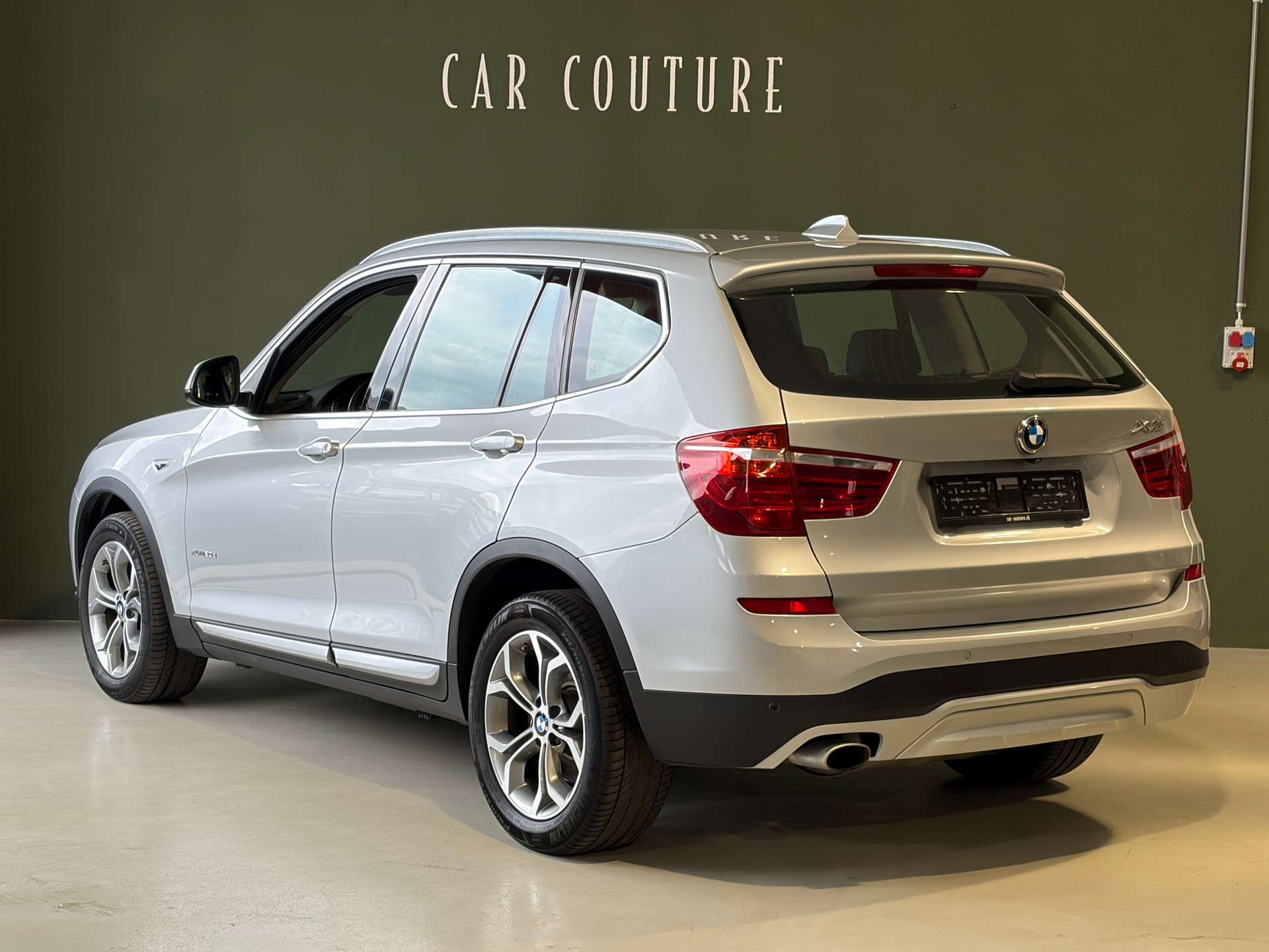 BMW X3 xDrive 20d xLine Steptronic ***CH-Fahrzeug***-image-4