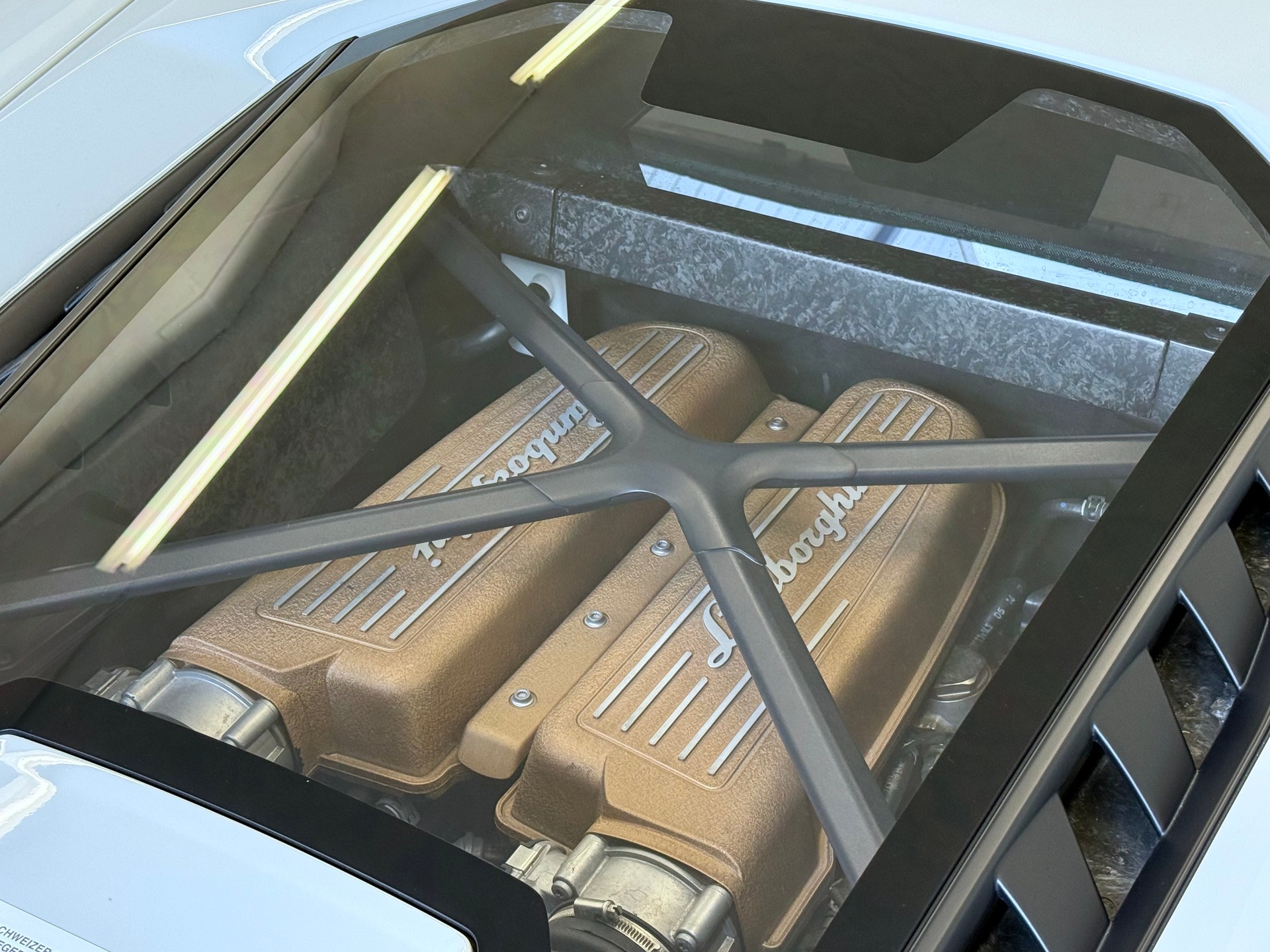 LAMBORGHINI Huracan LP640-4 Coupé Performante "UNIKAT" DCT-image-18