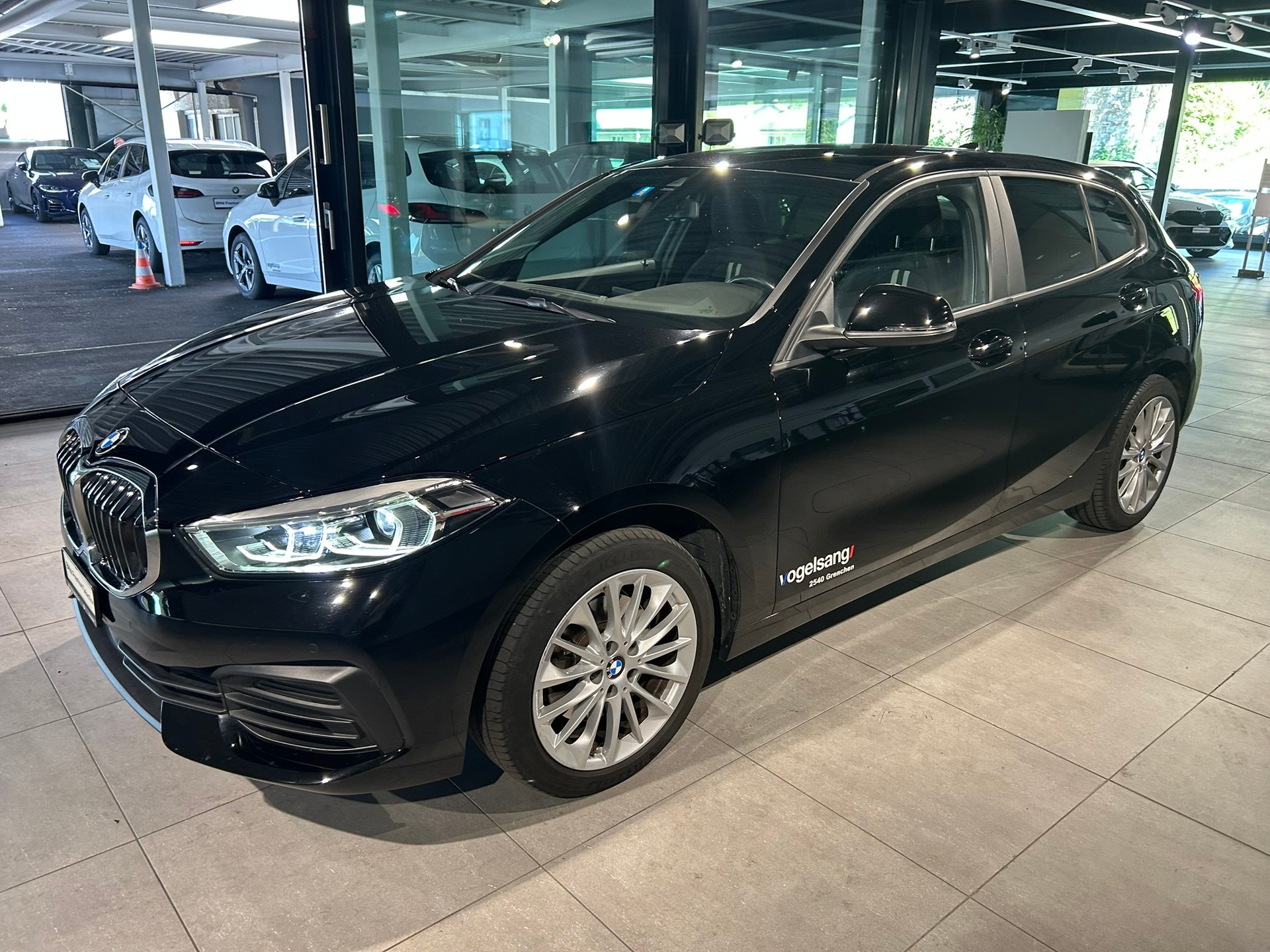 BMW 118i Steptronic-image-0