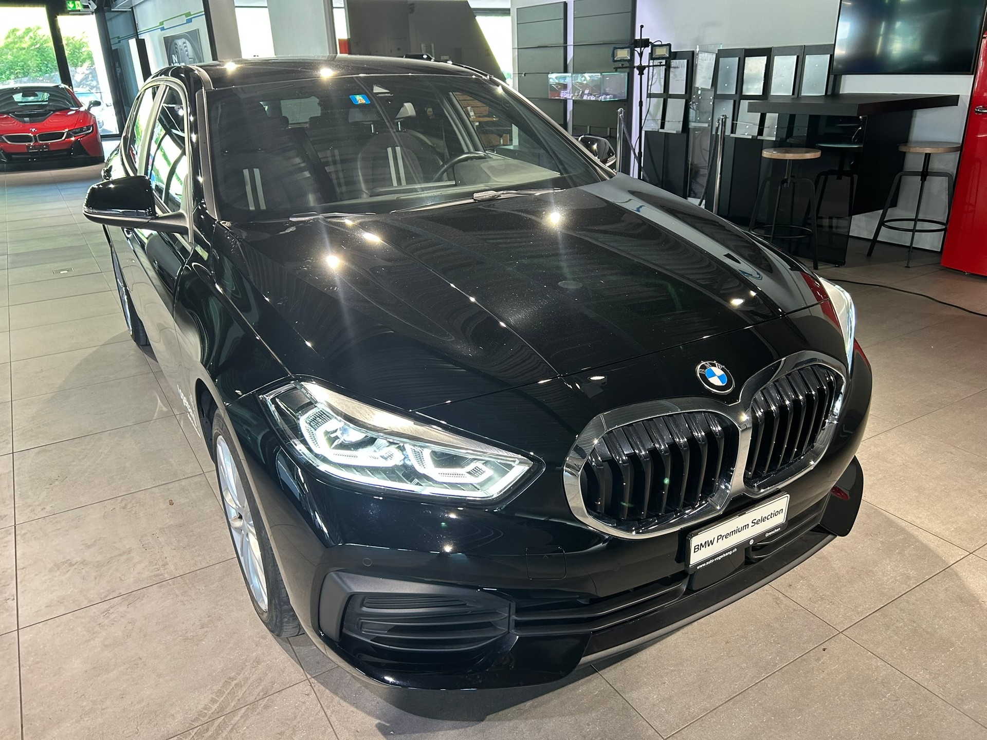 BMW 118i Steptronic-image-2