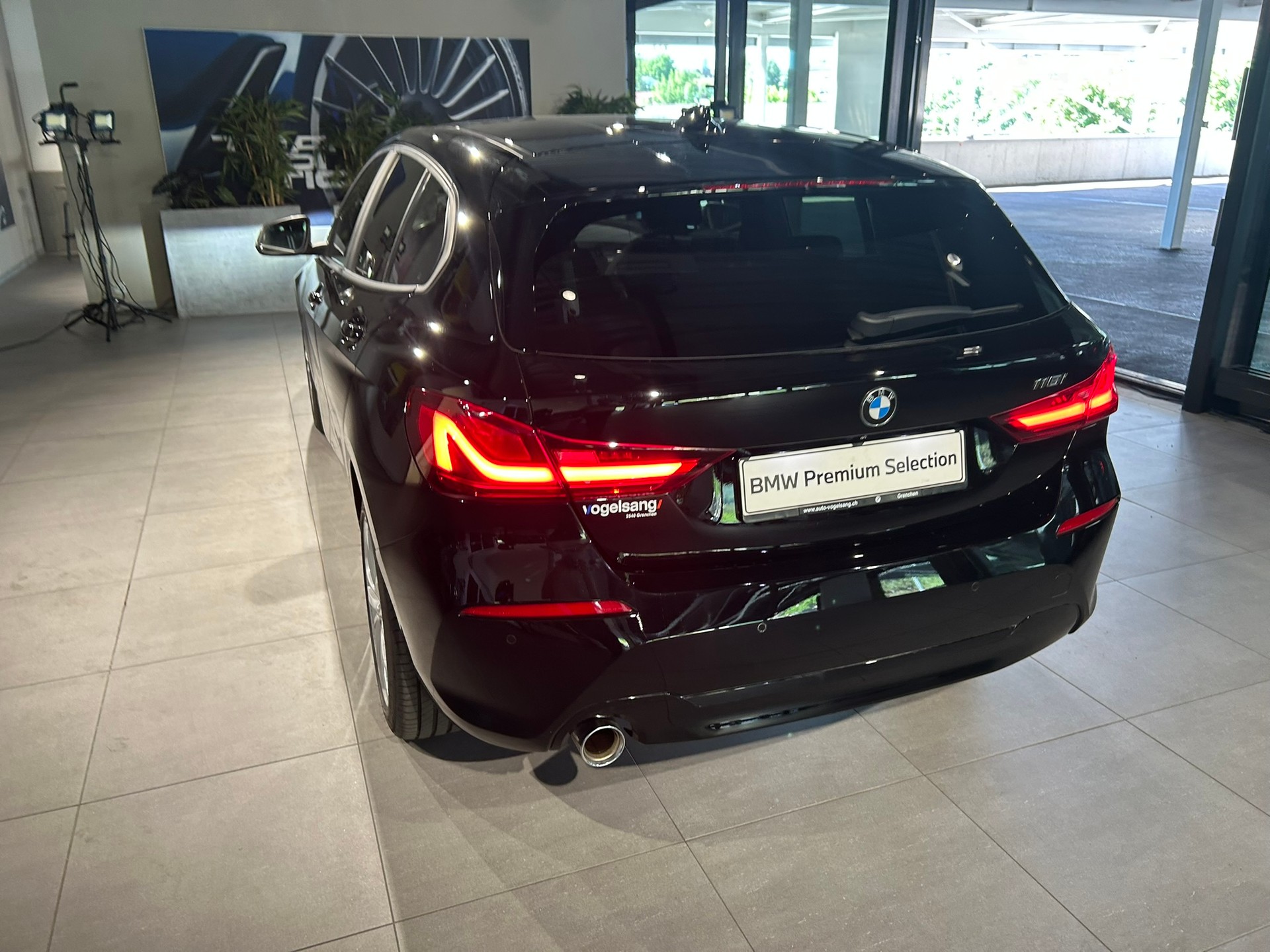 BMW 118i Steptronic-image-10