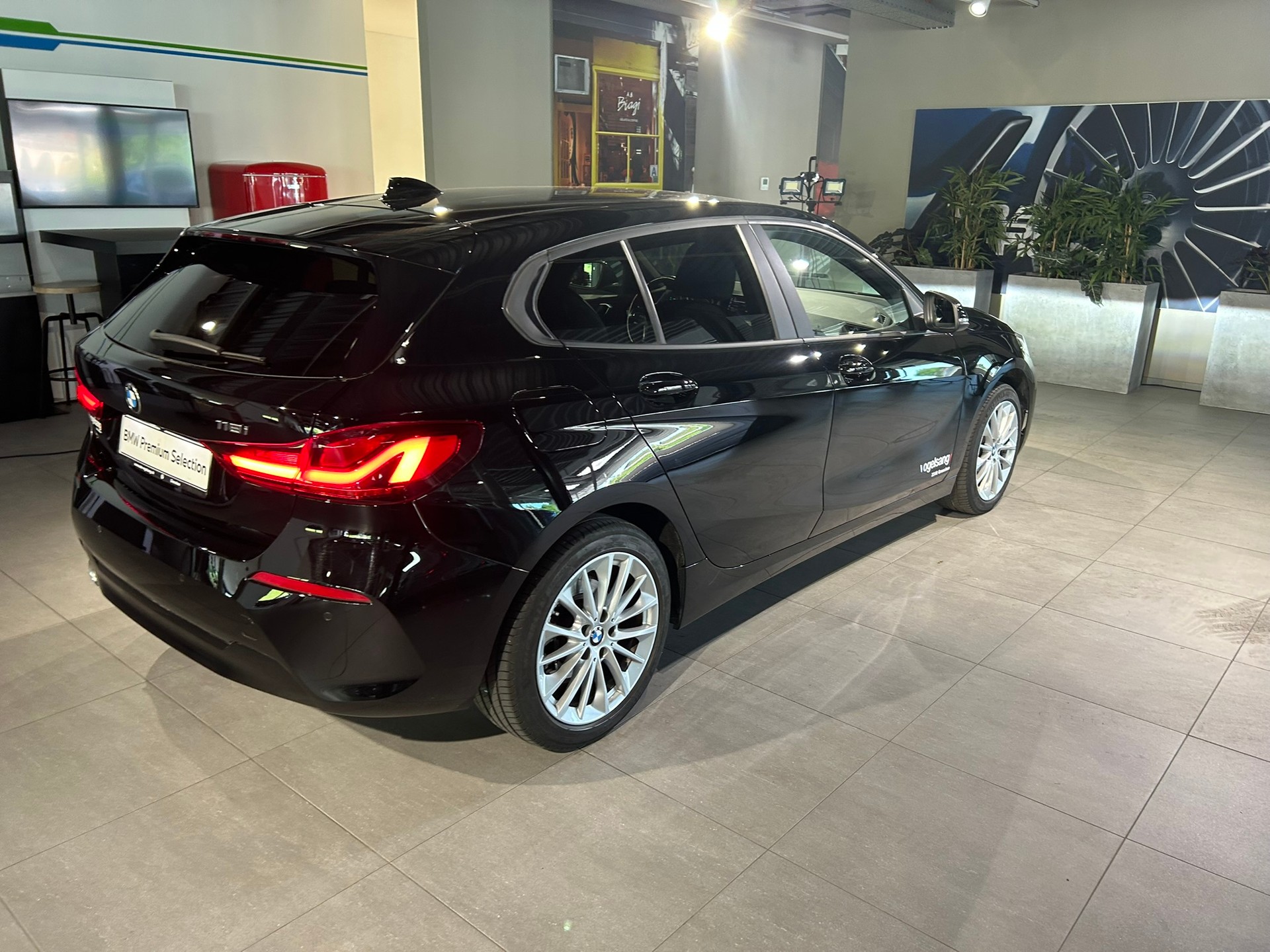BMW 118i Steptronic-image-14