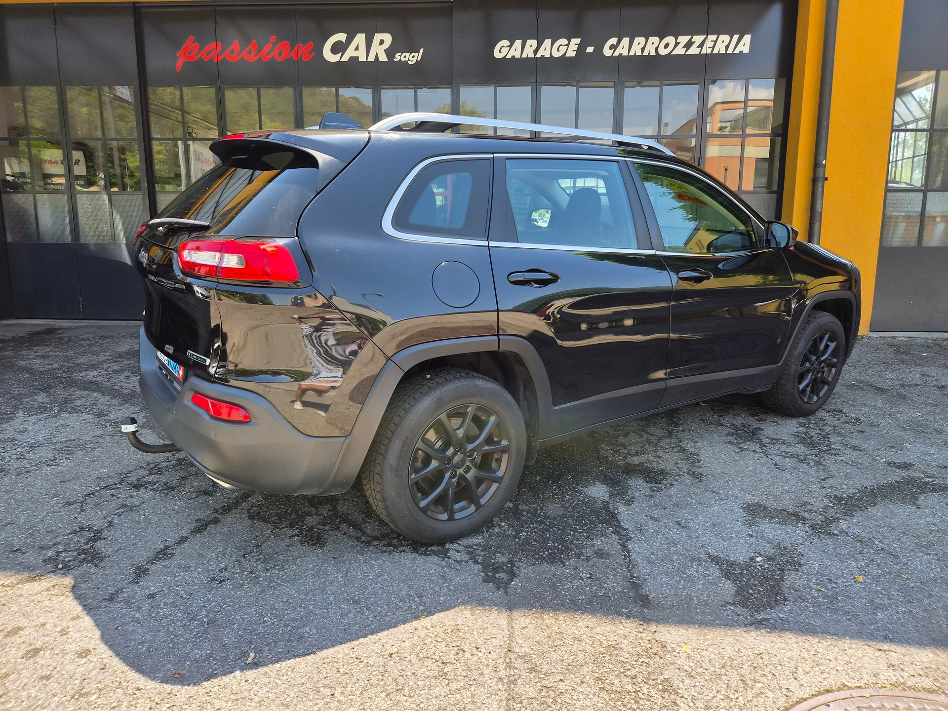 JEEP Cherokee 2.2TD Longitude AWD 9ATX-image-2