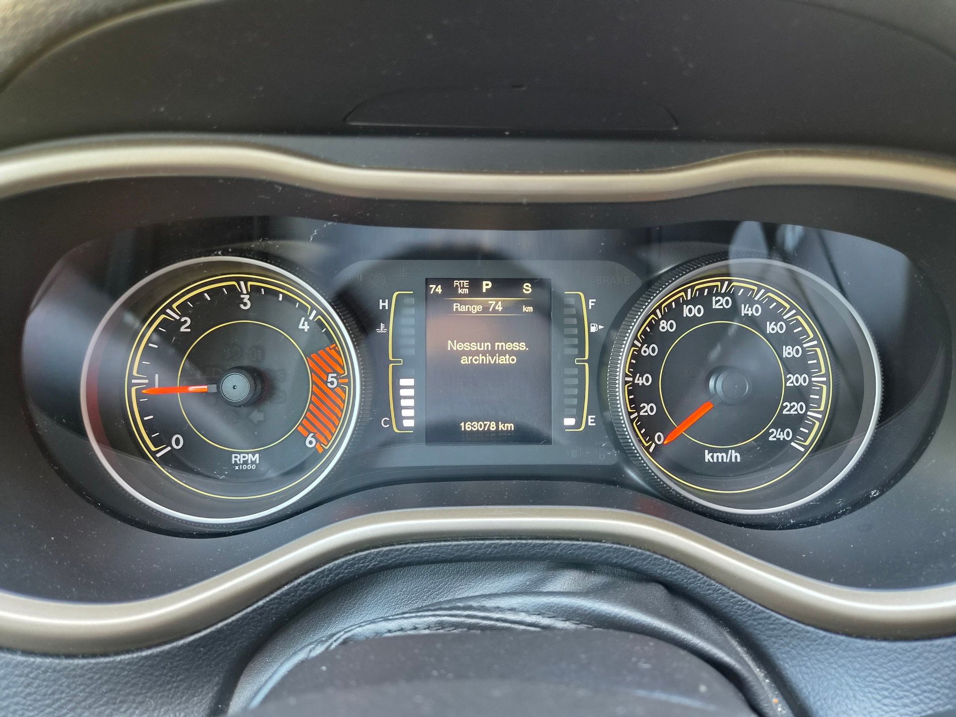 JEEP Cherokee 2.2TD Longitude AWD 9ATX-image-17