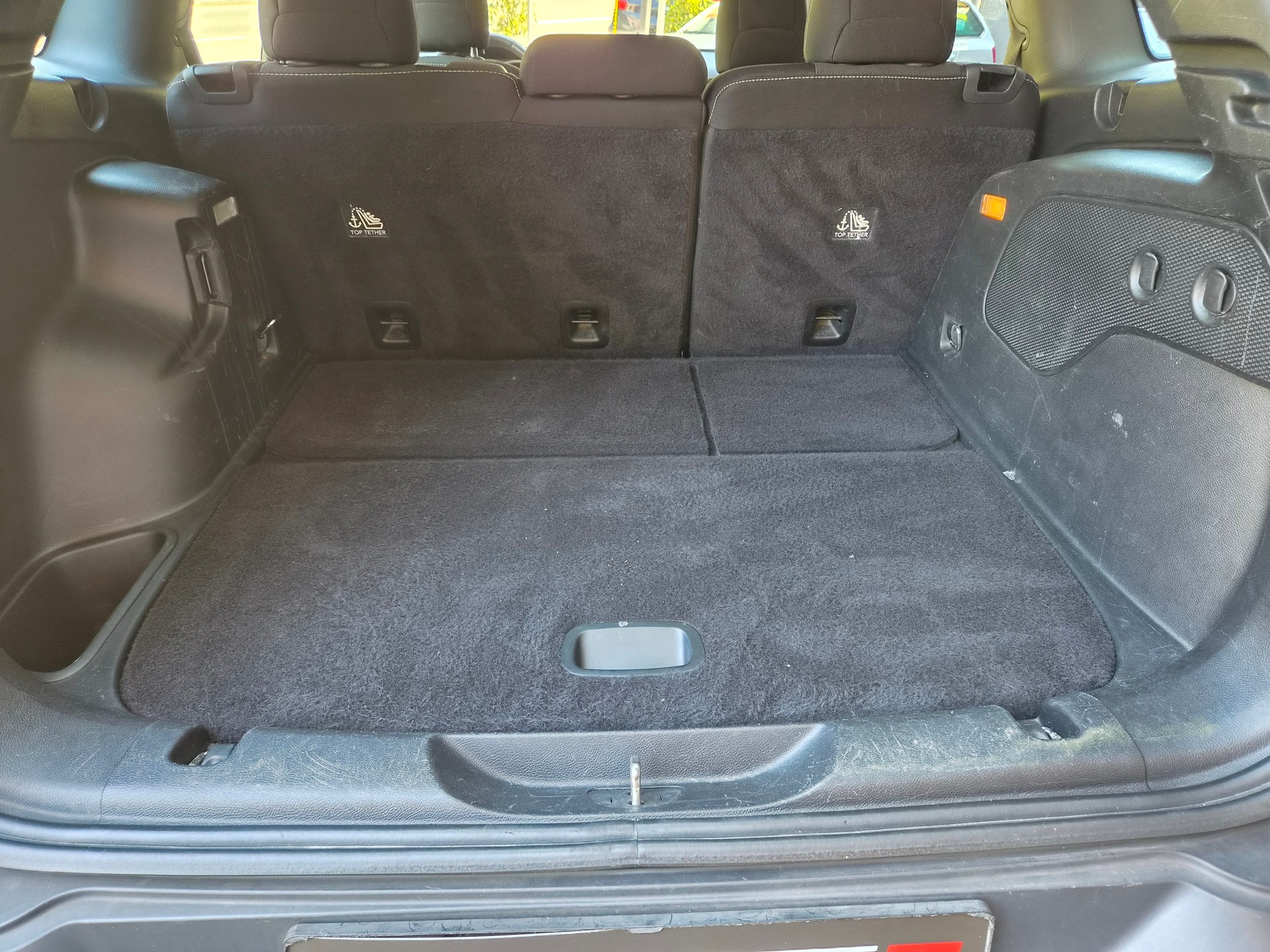 JEEP Cherokee 2.2TD Longitude AWD 9ATX-image-11