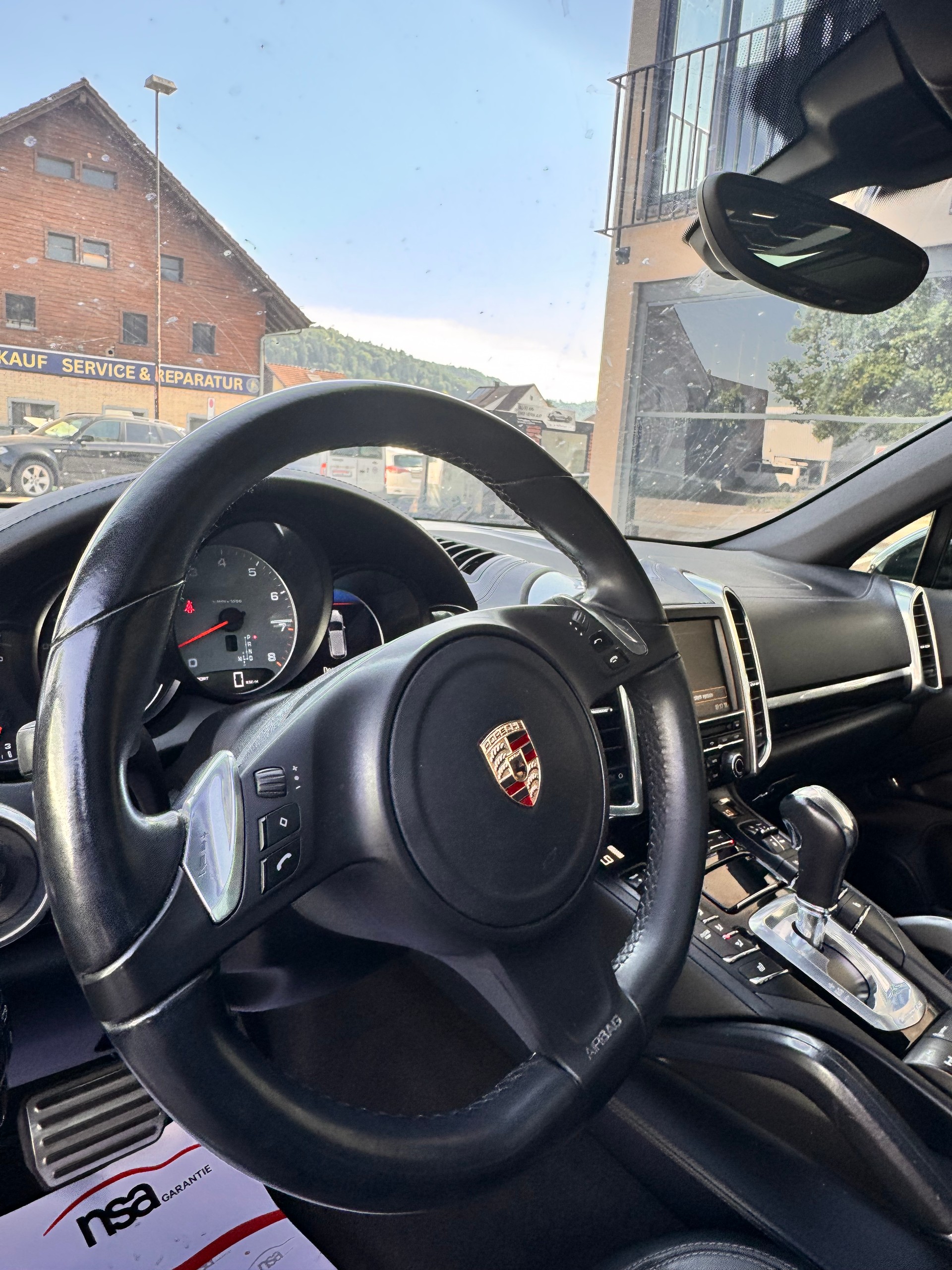 PORSCHE Cayenne S-image-19
