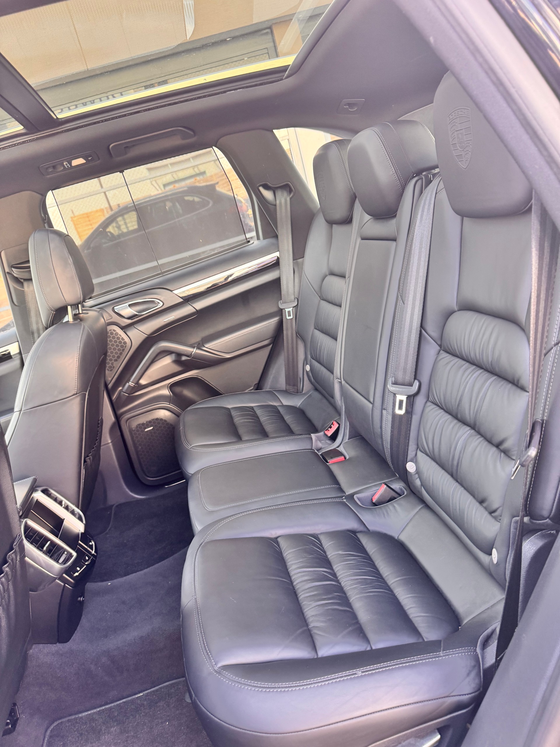 PORSCHE Cayenne S-image-11