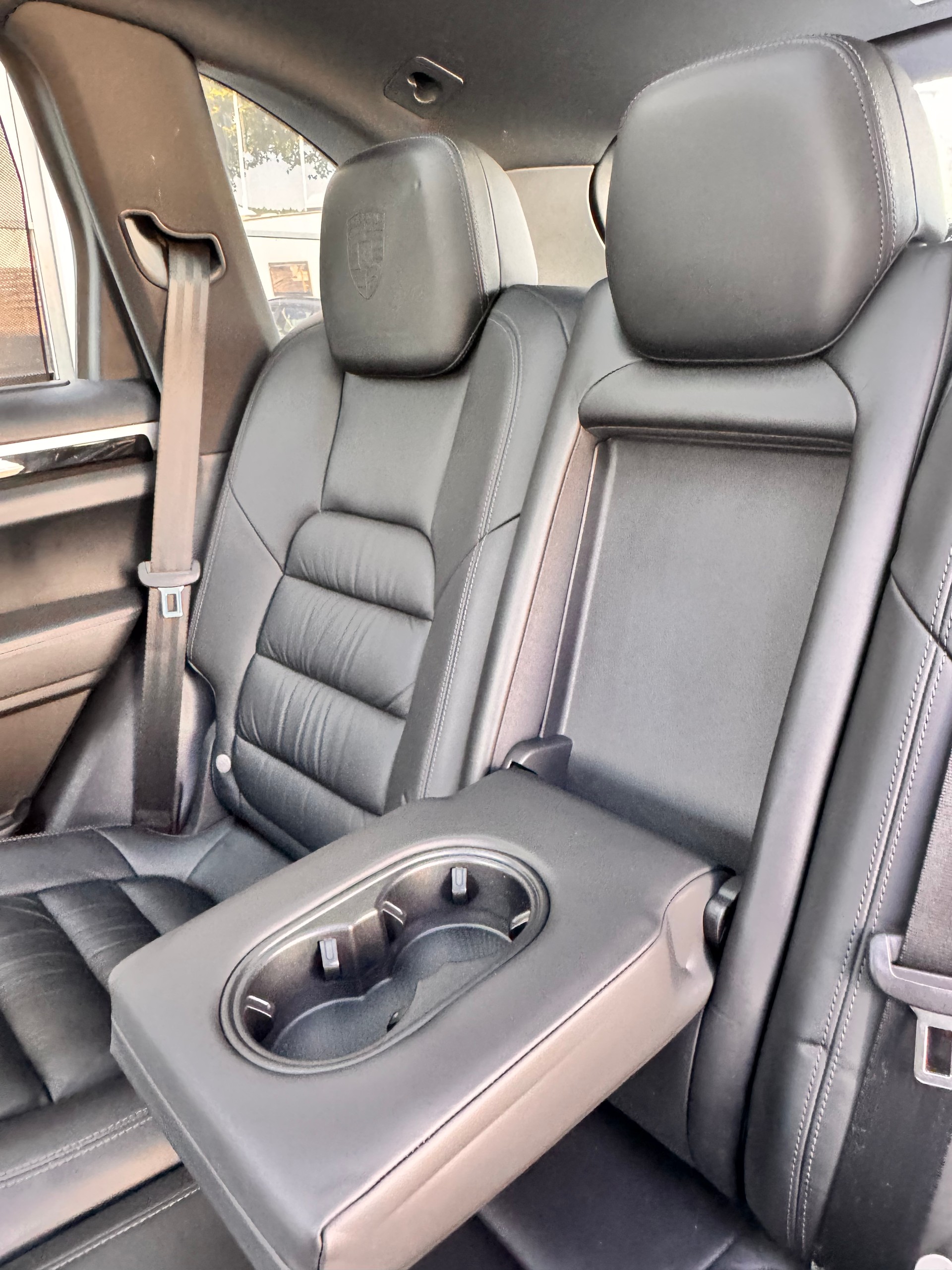 PORSCHE Cayenne S-image-12