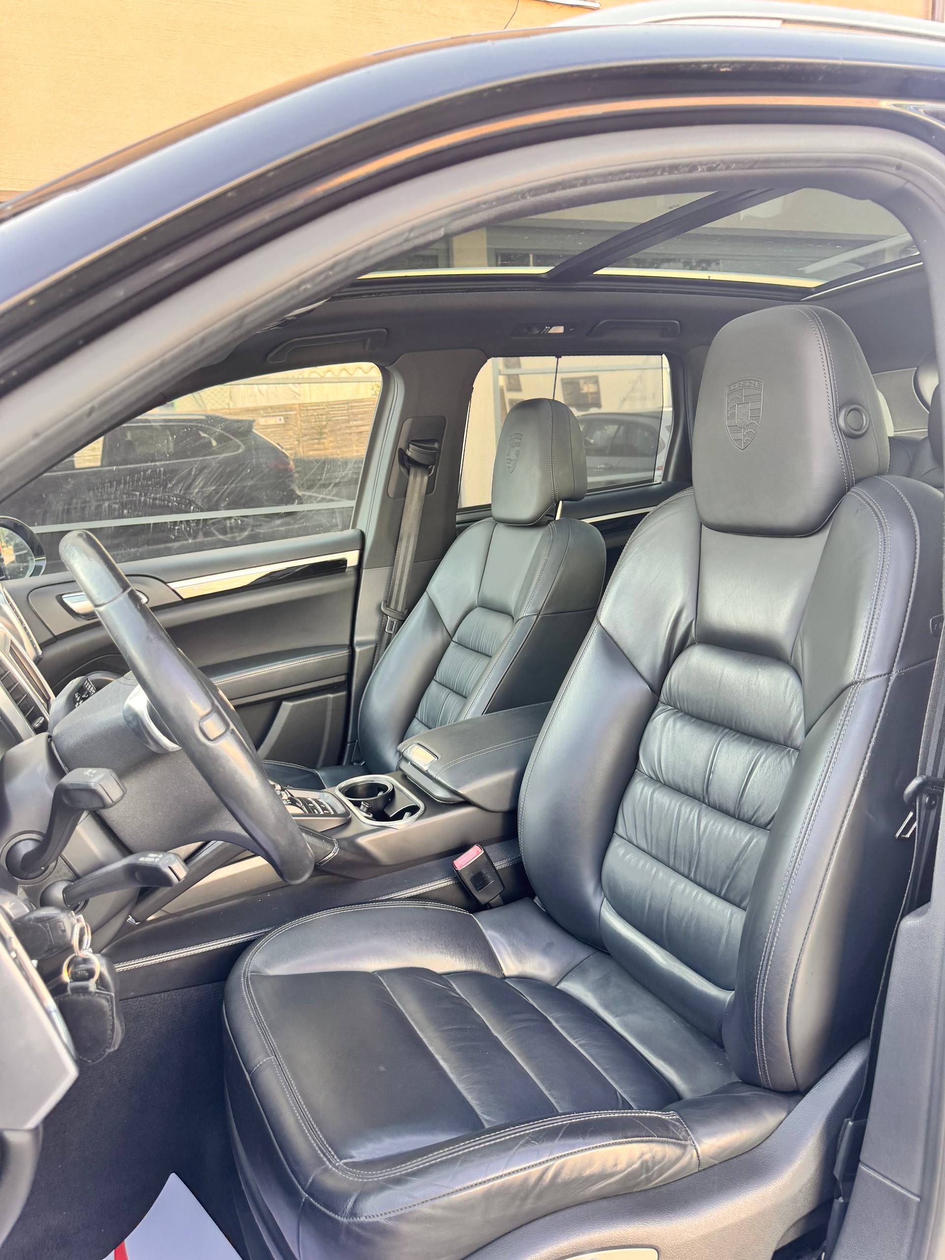 PORSCHE Cayenne S-image-8
