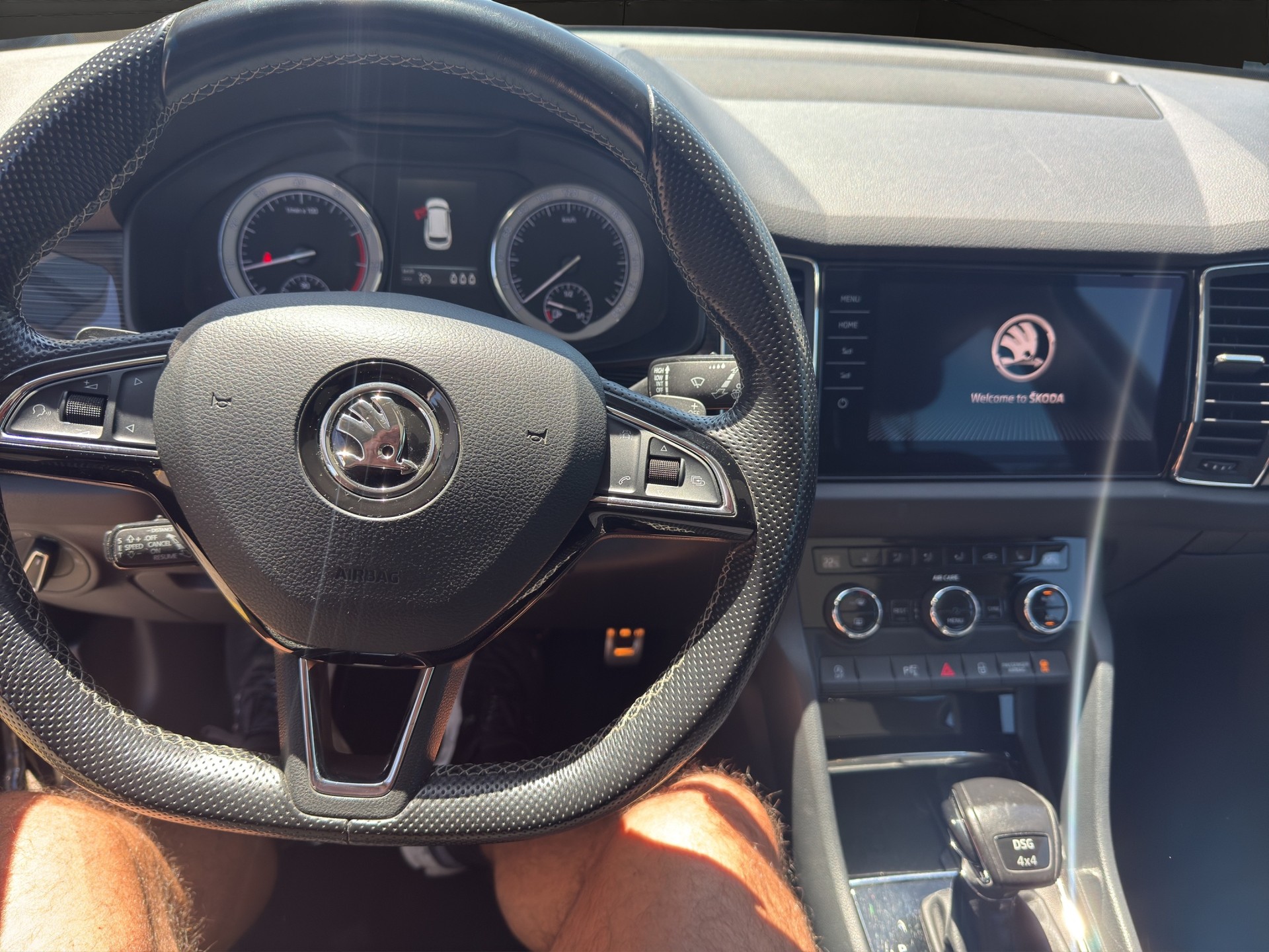 SKODA Kodiaq 2.0 TSI Style DSG 4x4-image-6