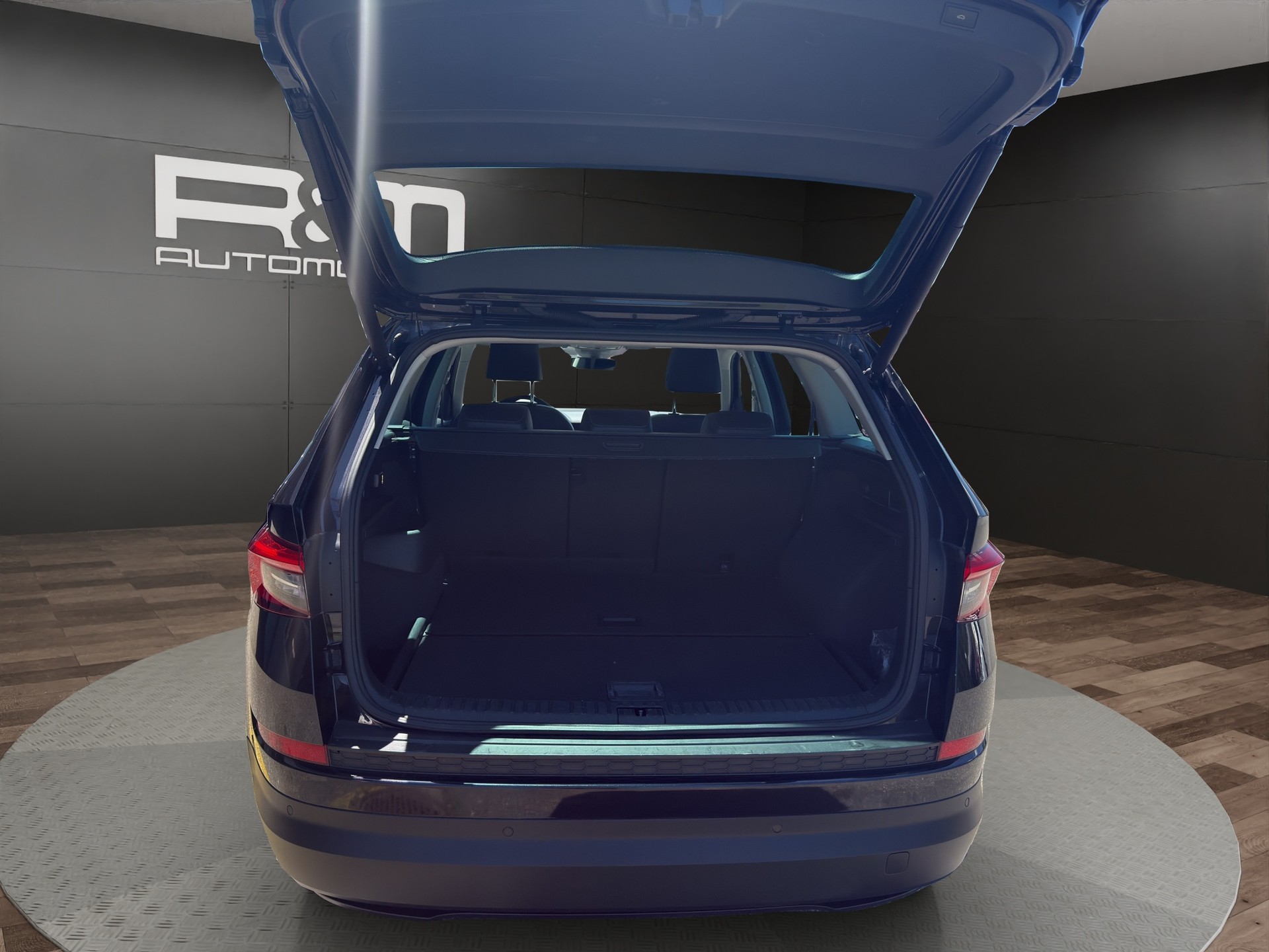 SKODA Kodiaq 2.0 TSI Style DSG 4x4-image-9