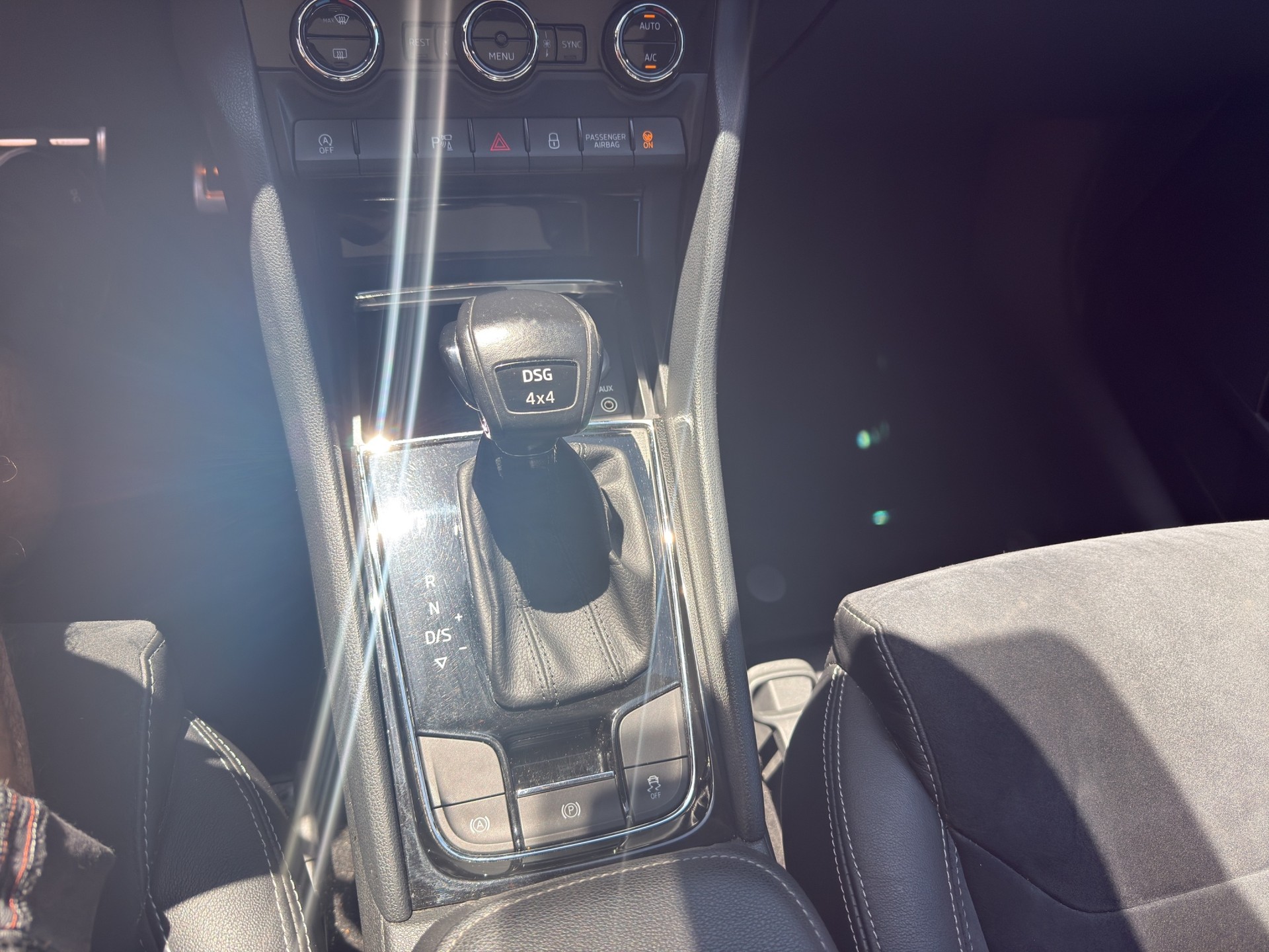 SKODA Kodiaq 2.0 TSI Style DSG 4x4-image-12