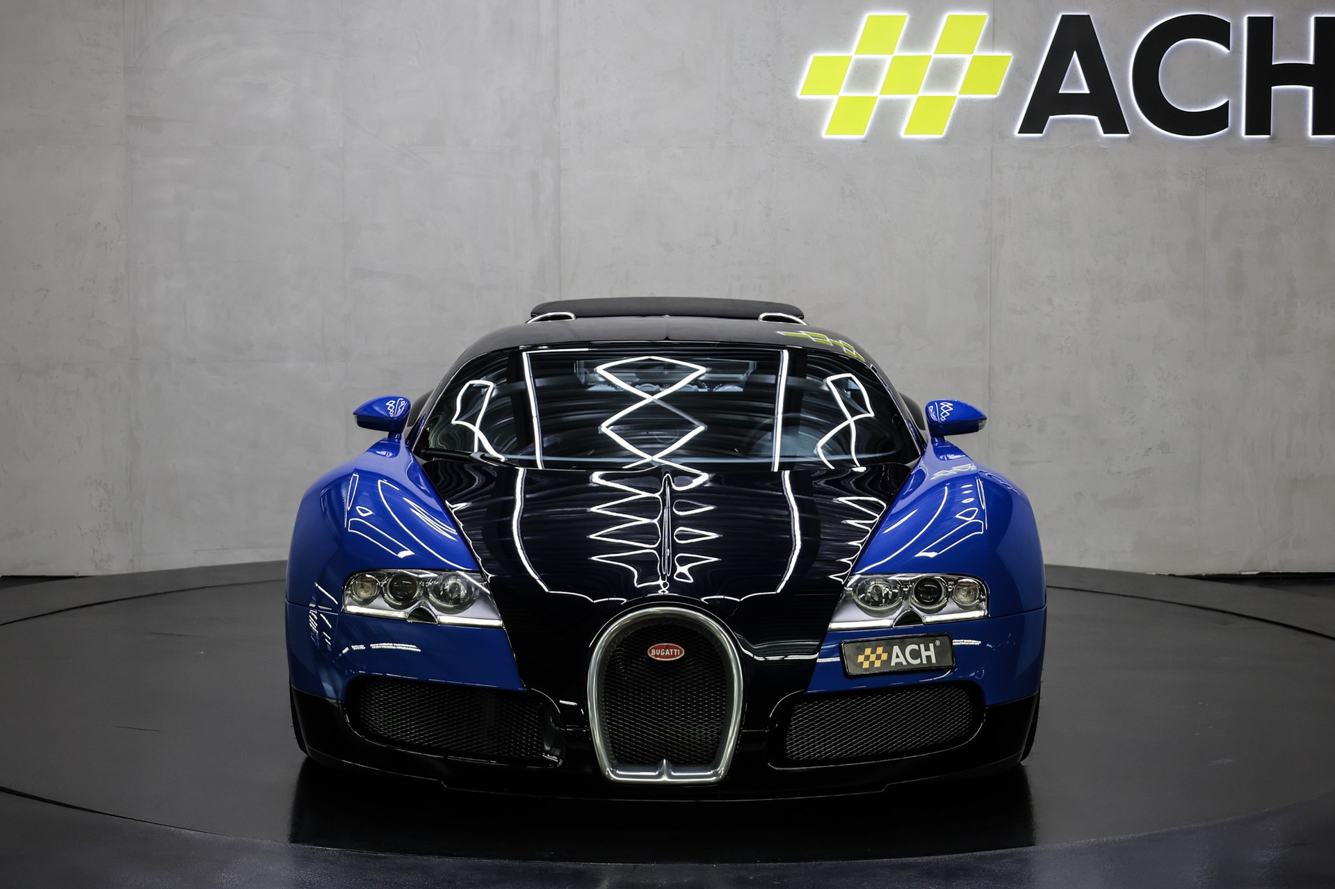 BUGATTI Veyron 16.4-image-1