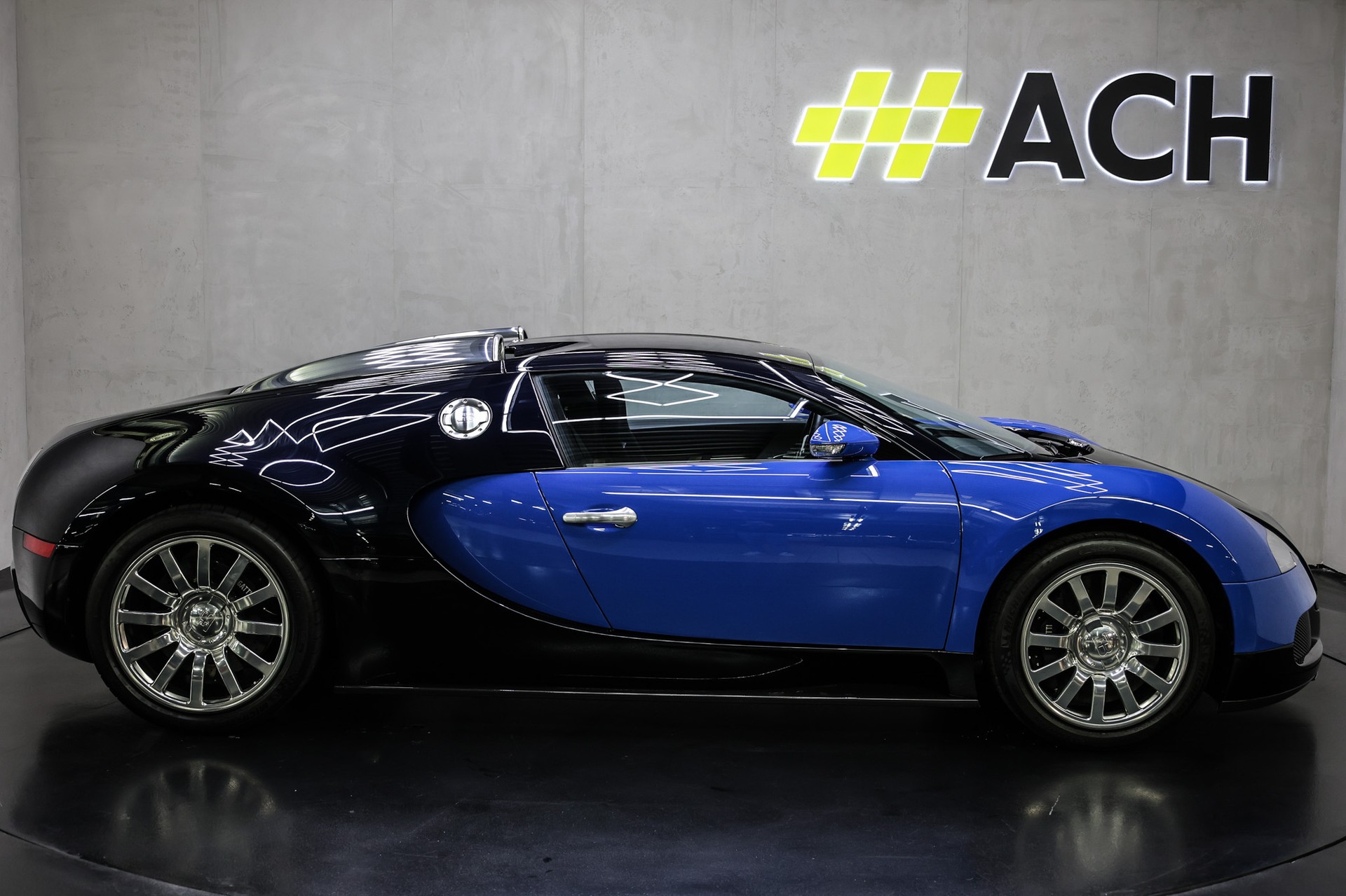 BUGATTI Veyron 16.4-image-22