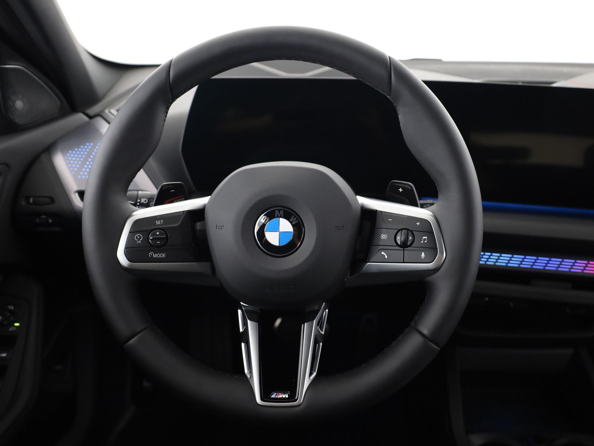 BMW 123 xDrive-image-16