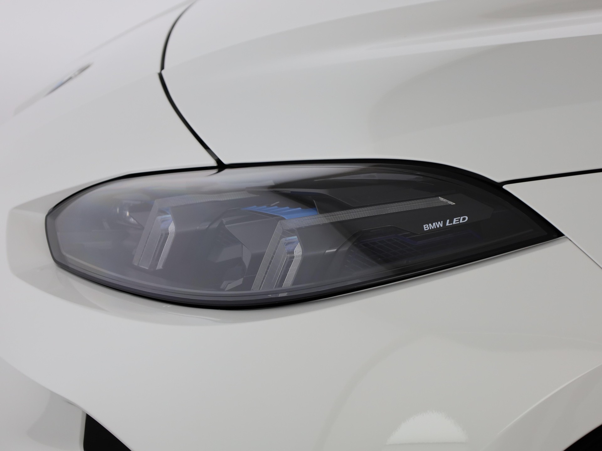 BMW 123 xDrive-image-5