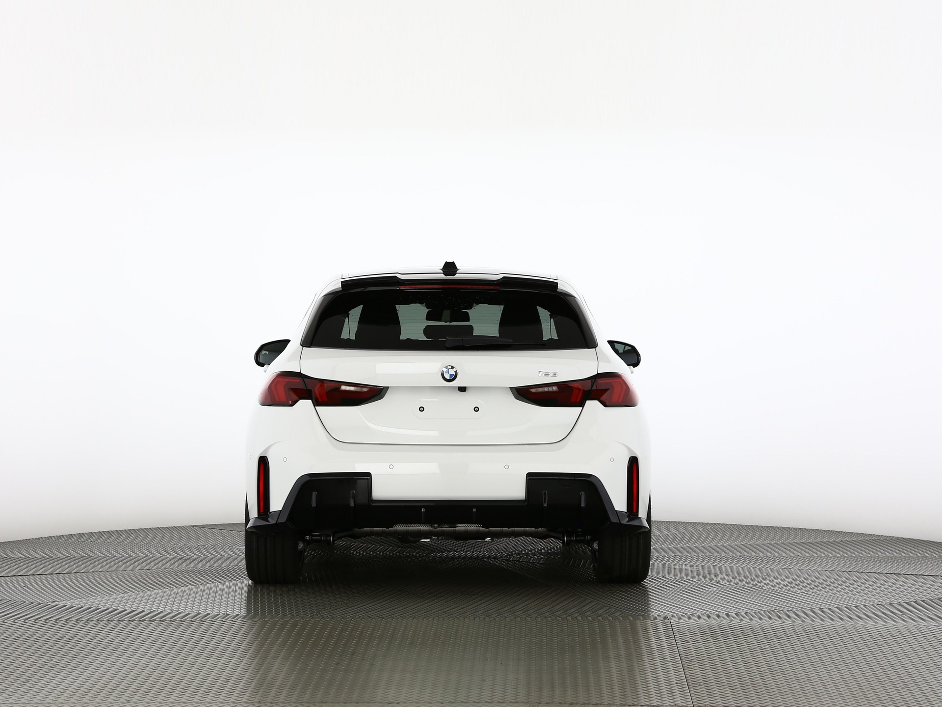 BMW 123 xDrive-showroom-element-3