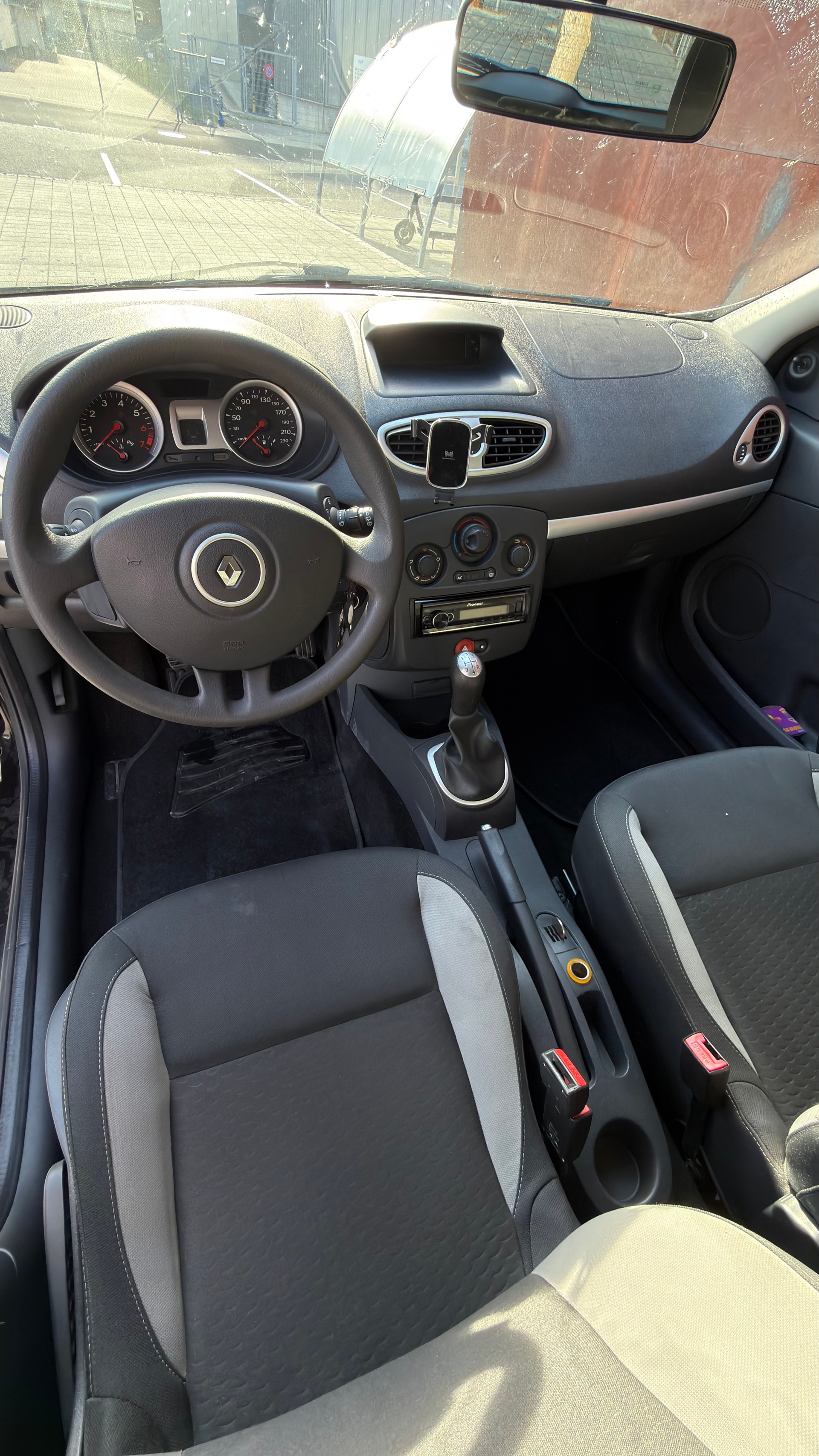 RENAULT 1.2 16V Expression-image-2