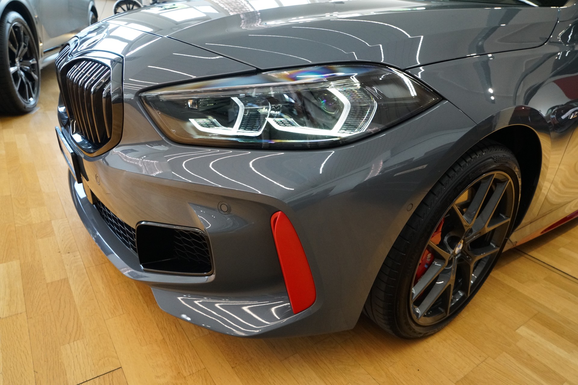 BMW 128ti M Sport Pro Steptronic-image-4