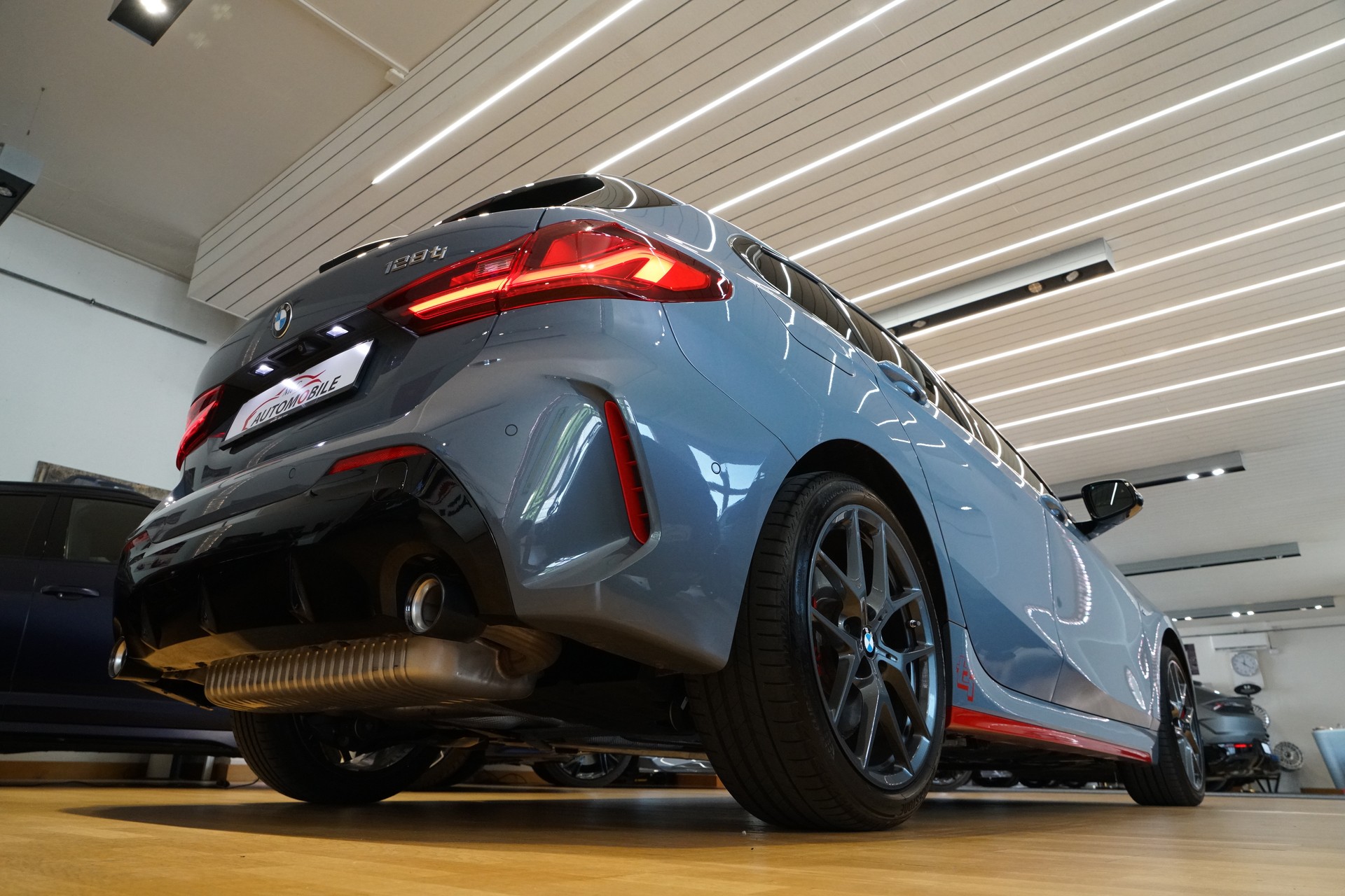 BMW 128ti M Sport Pro Steptronic-image-9