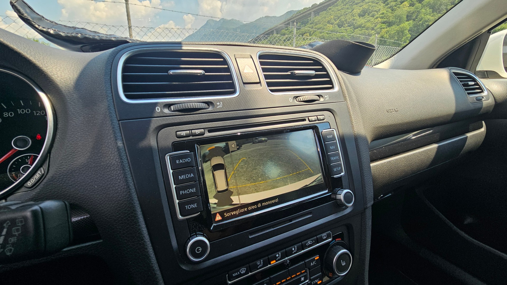 VW Golf Variant 1.2 TSI BMT Comfortline-image-8
