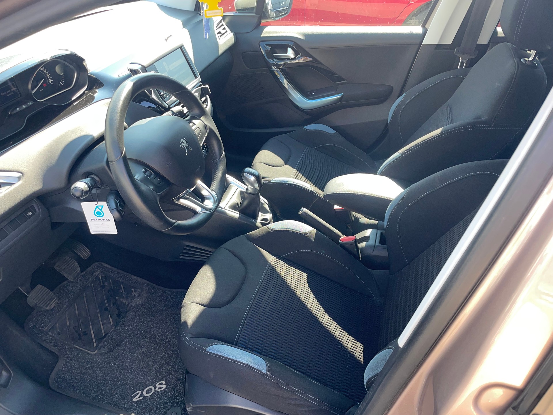 PEUGEOT 208 1.2 VTI Access-image-7