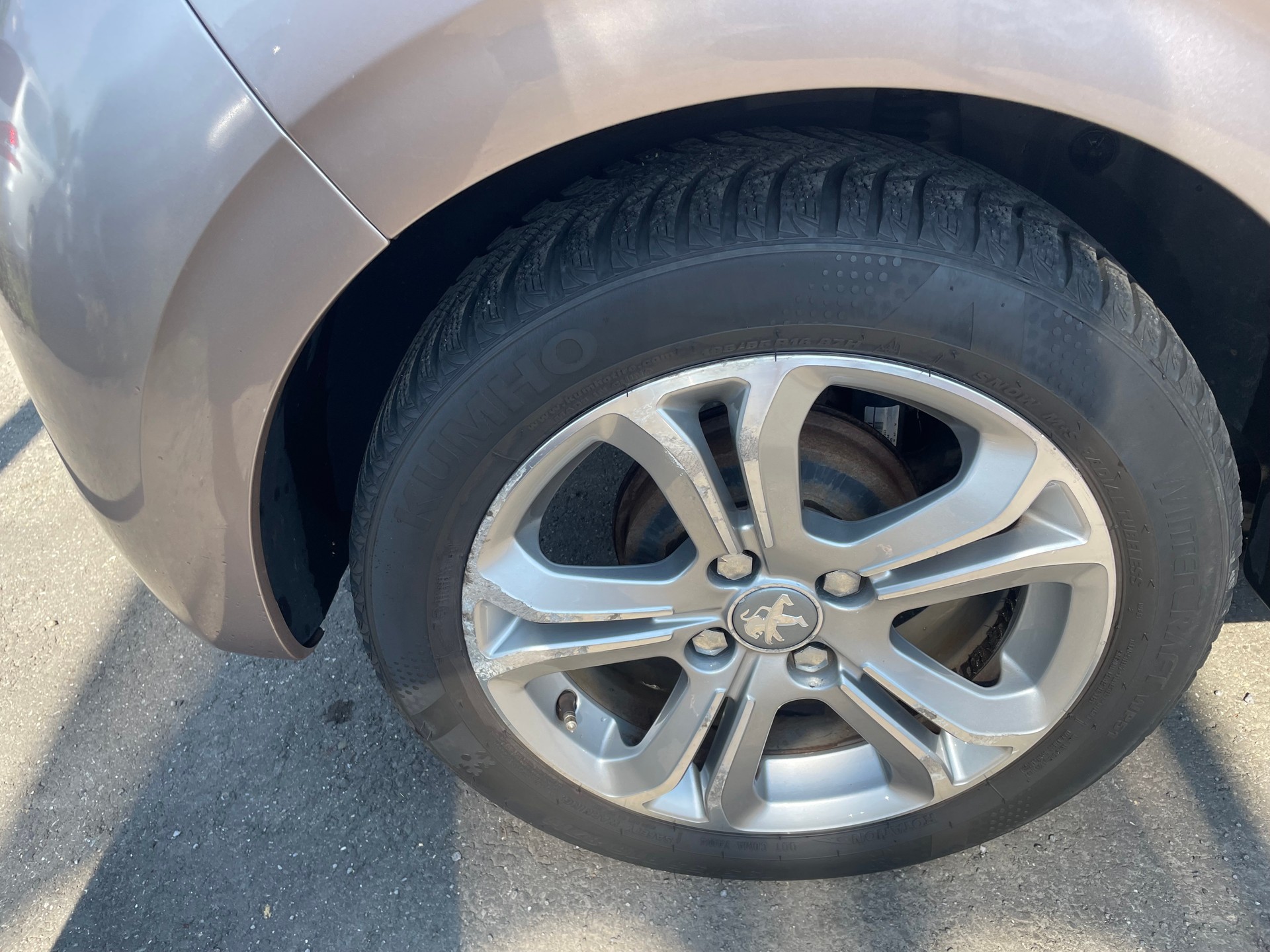 PEUGEOT 208 1.2 VTI Access-image-14