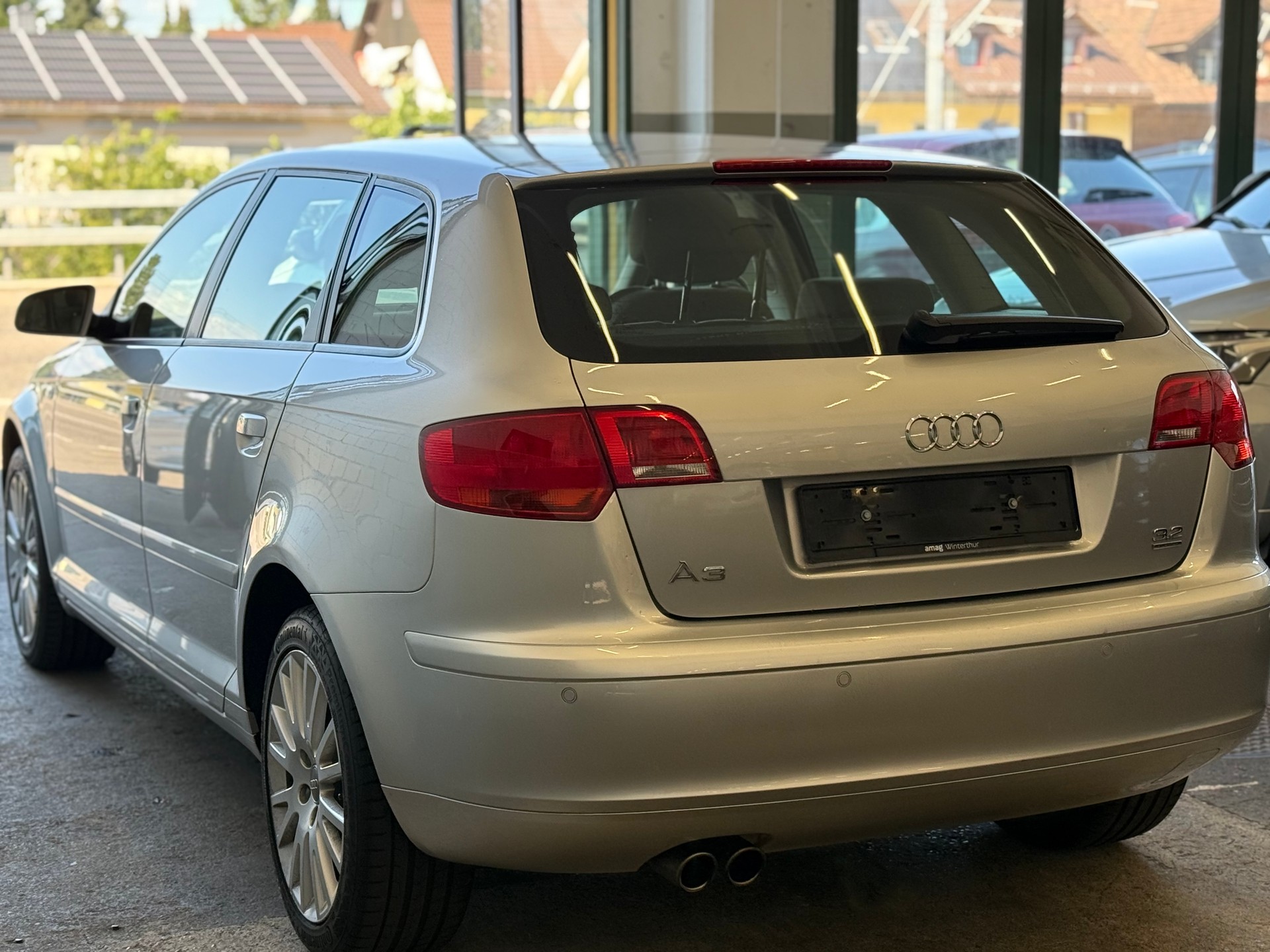 AUDI A3 Sportback 3.2 V6 Ambition quattro-image-4