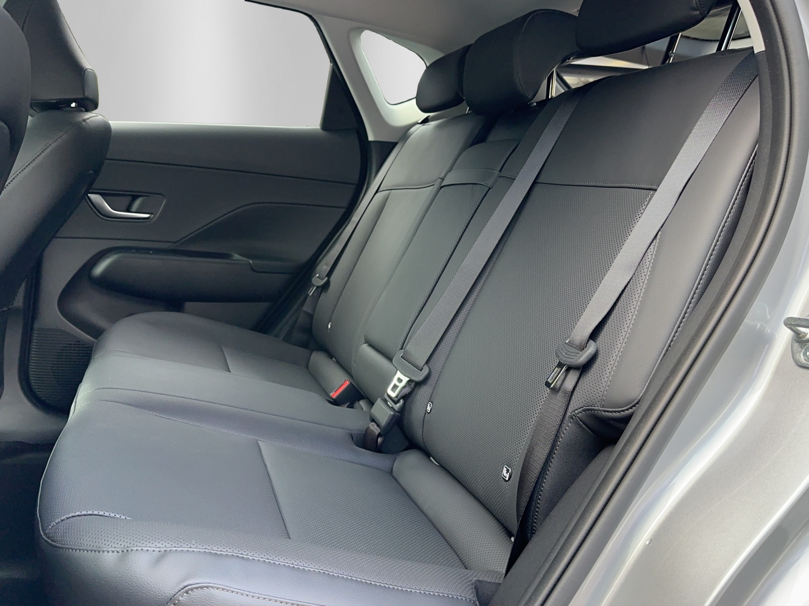 HYUNDAI Kona EV 65.4 kWh Vertex-image-10