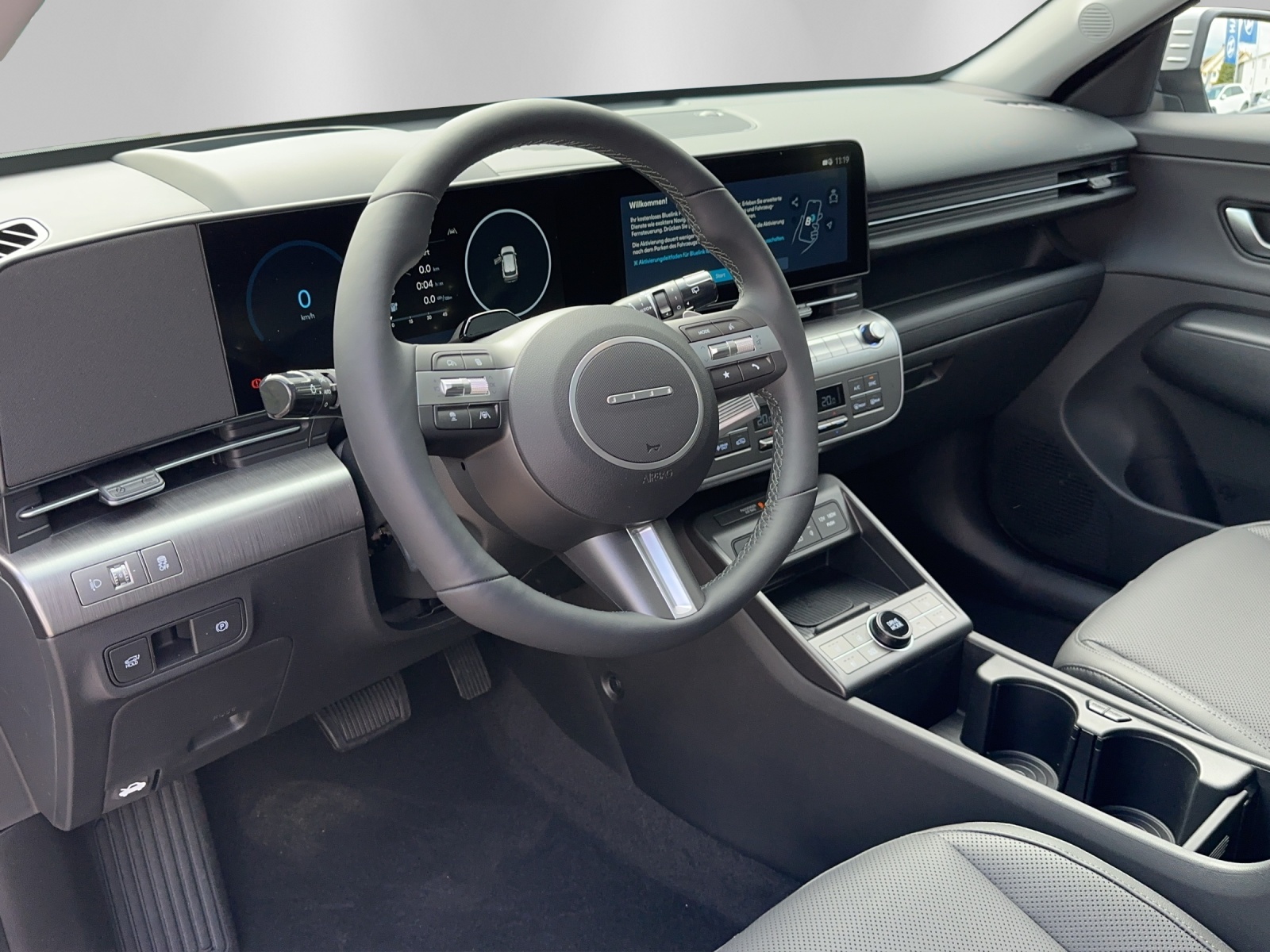 HYUNDAI Kona EV 65.4 kWh Vertex-image-13