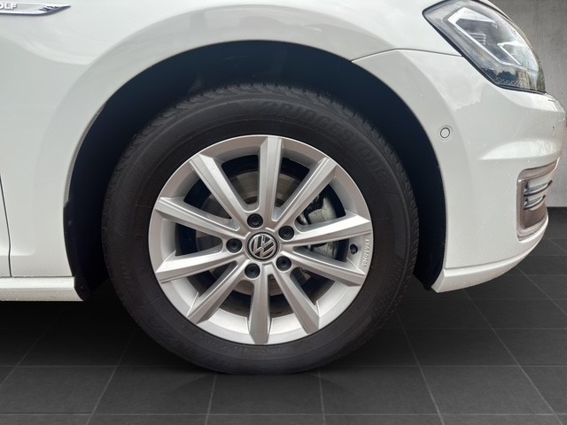 VW e-Golf-image-14